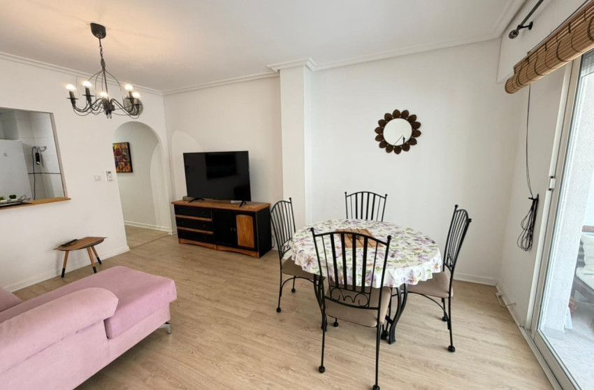 Resale - Apartment - Torrevieja - Estacion de autobuses