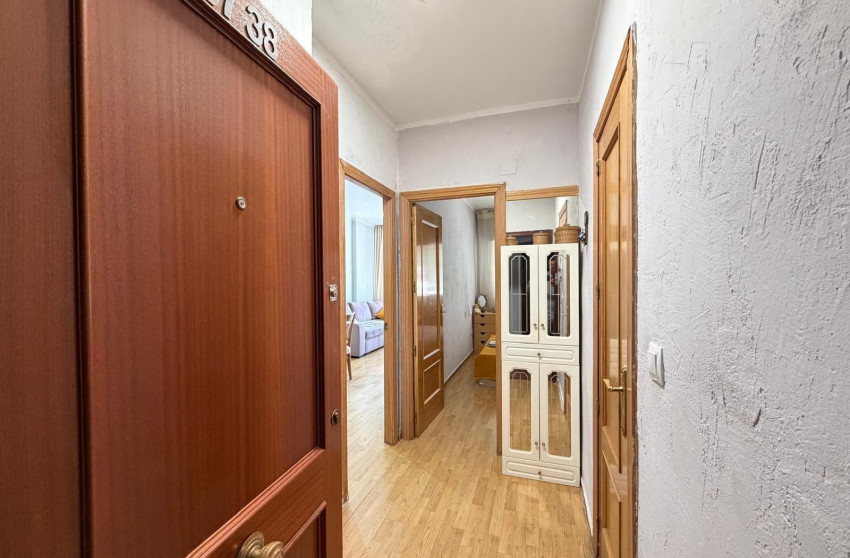 Resale - Apartment - Torrevieja - Estacion de autobuses