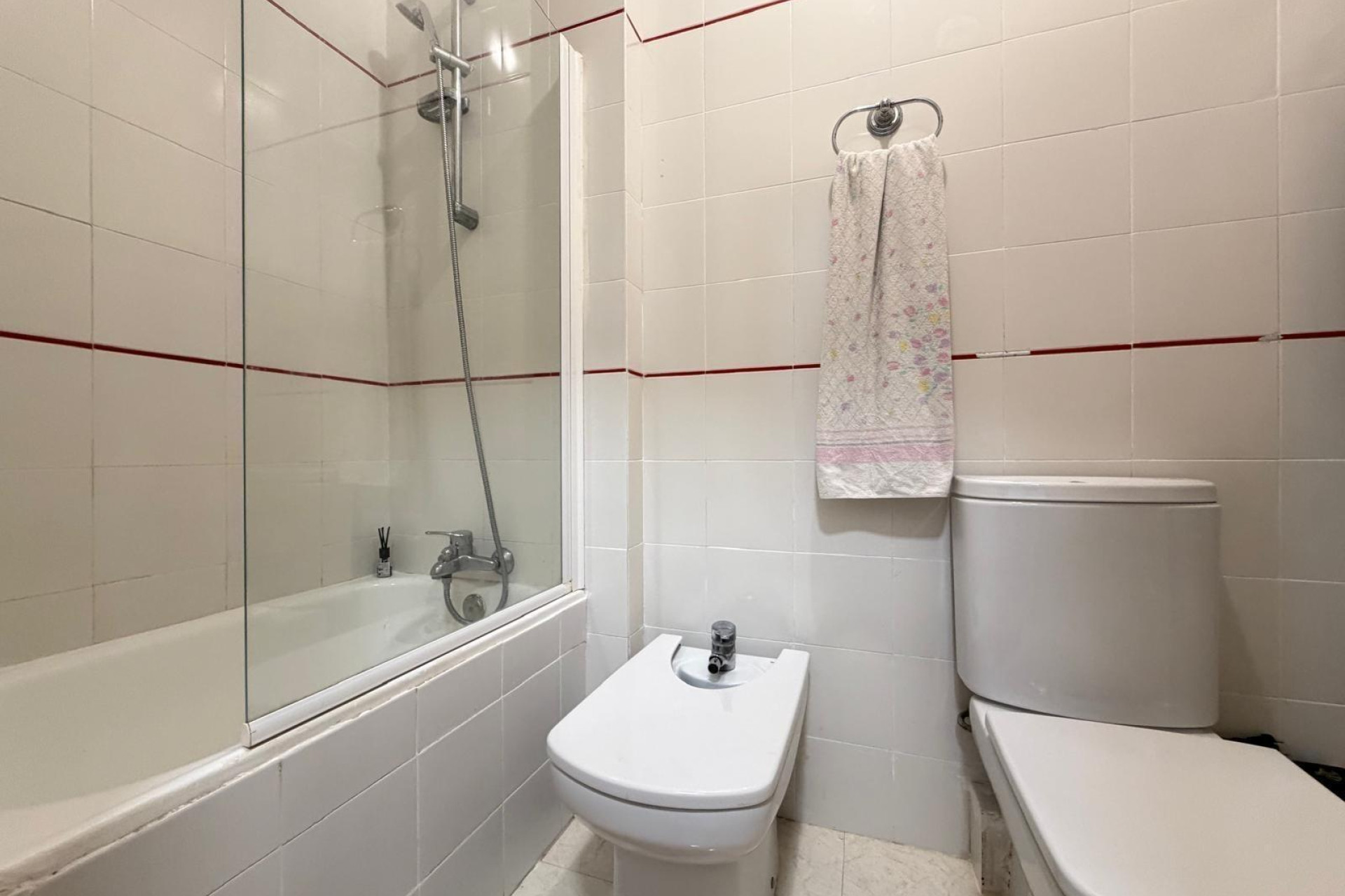 Resale - Apartment - Torrevieja - Estacion de autobuses