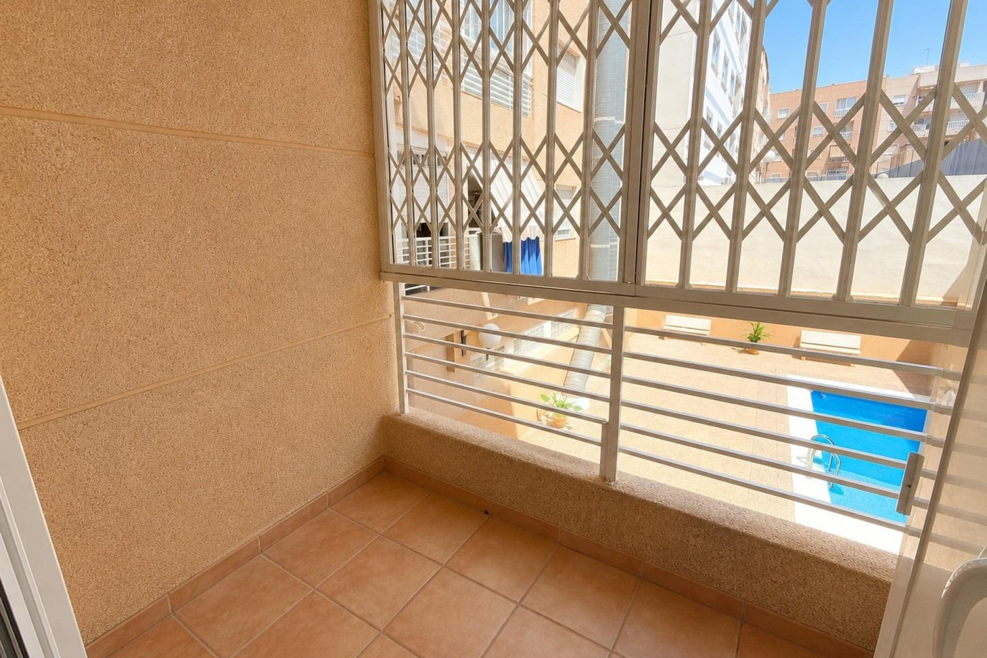 Resale - Apartment - Torrevieja - Estacion de autobuses