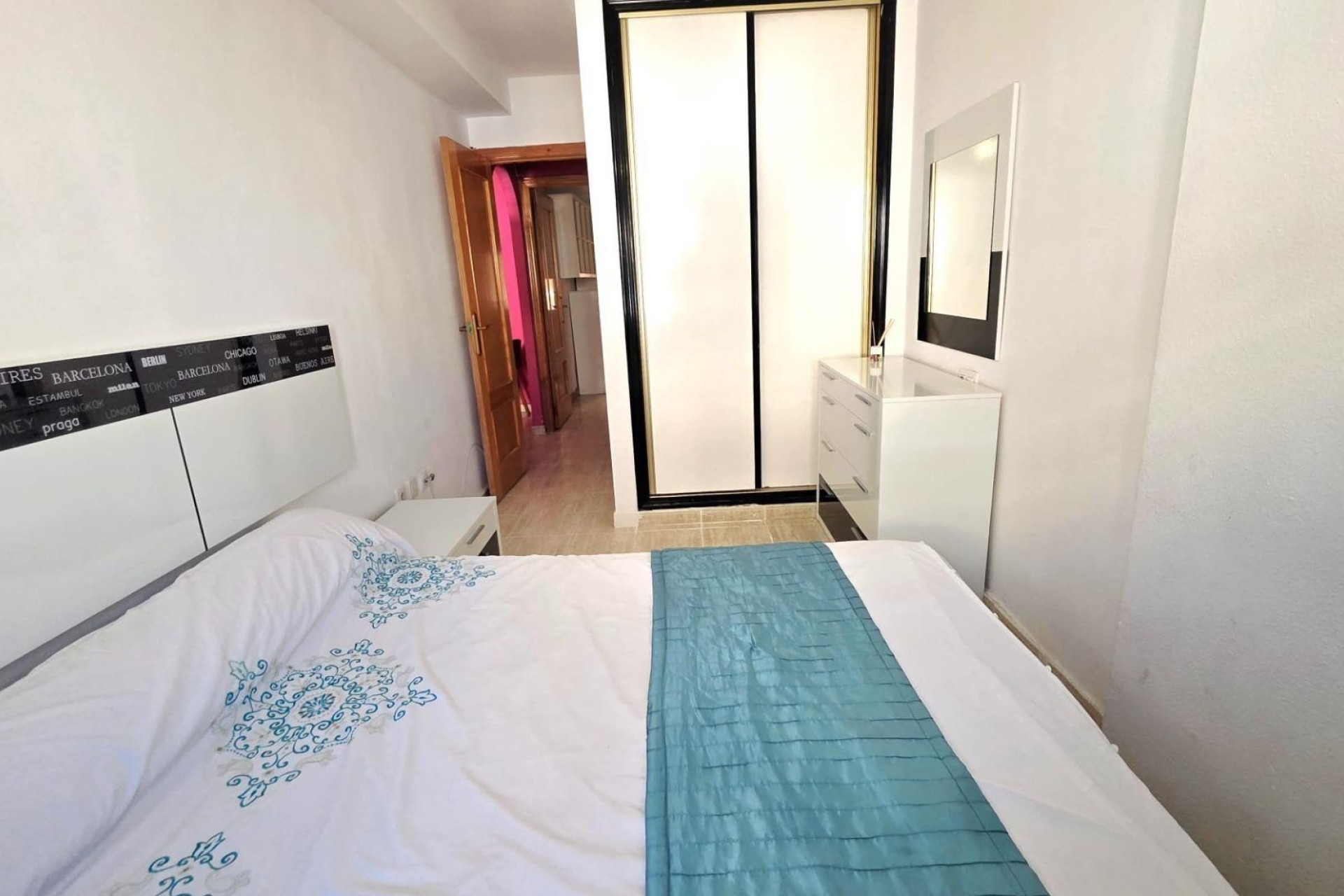 Resale - Apartment - Torrevieja - Estacion de autobuses