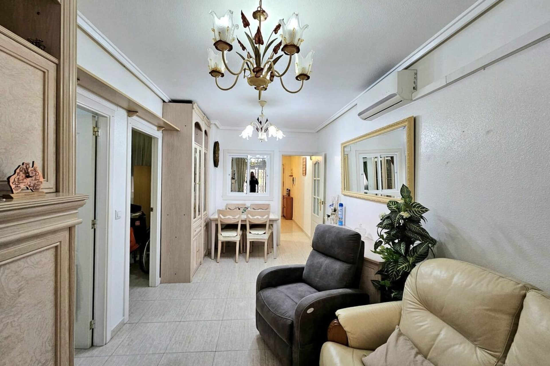 Resale - Apartment - Torrevieja - Estacion de autobuses