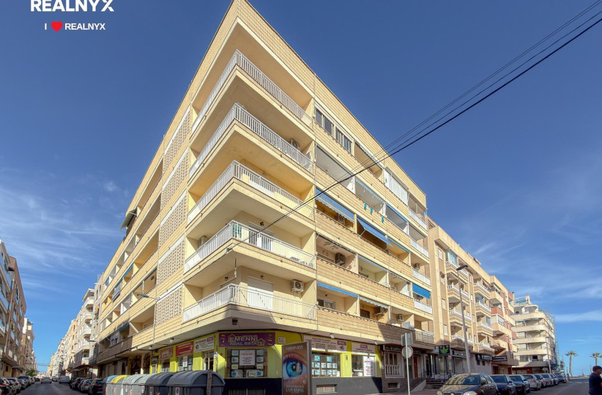 Resale - Apartment - Torrevieja - Estacion de autobuses