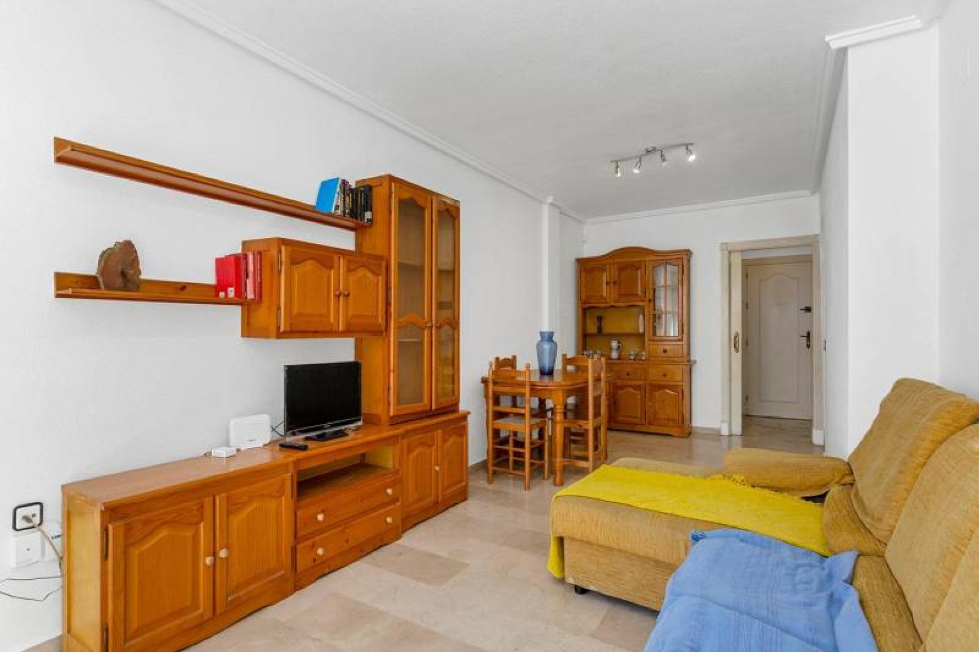 Resale - Apartment - Torrevieja - La Mata pueblo