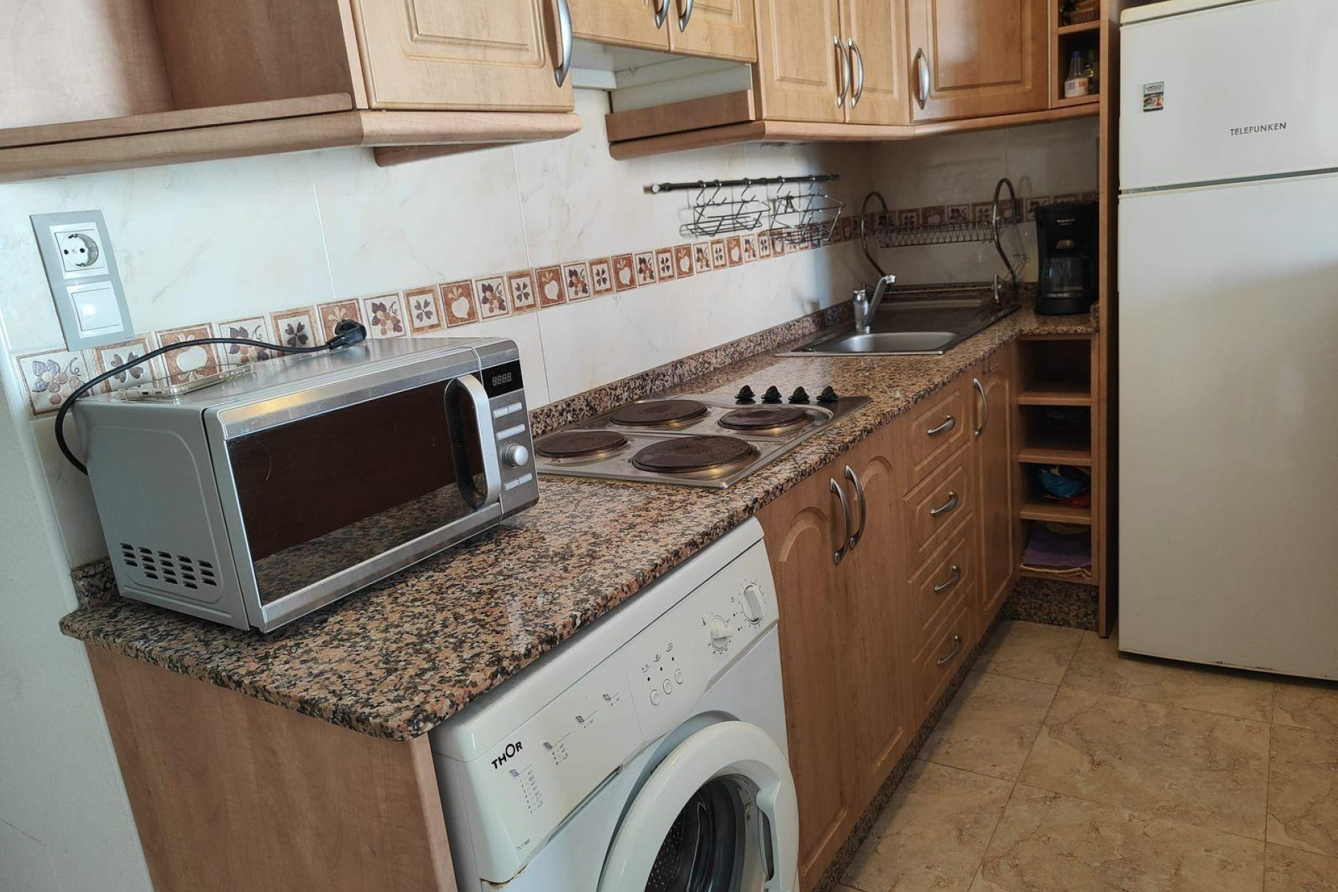 Resale - Apartment - Torrevieja - La Mata pueblo