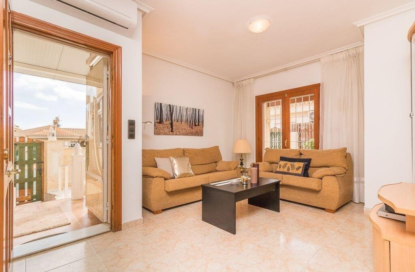 Resale - Apartment - Torrevieja - La Mata pueblo