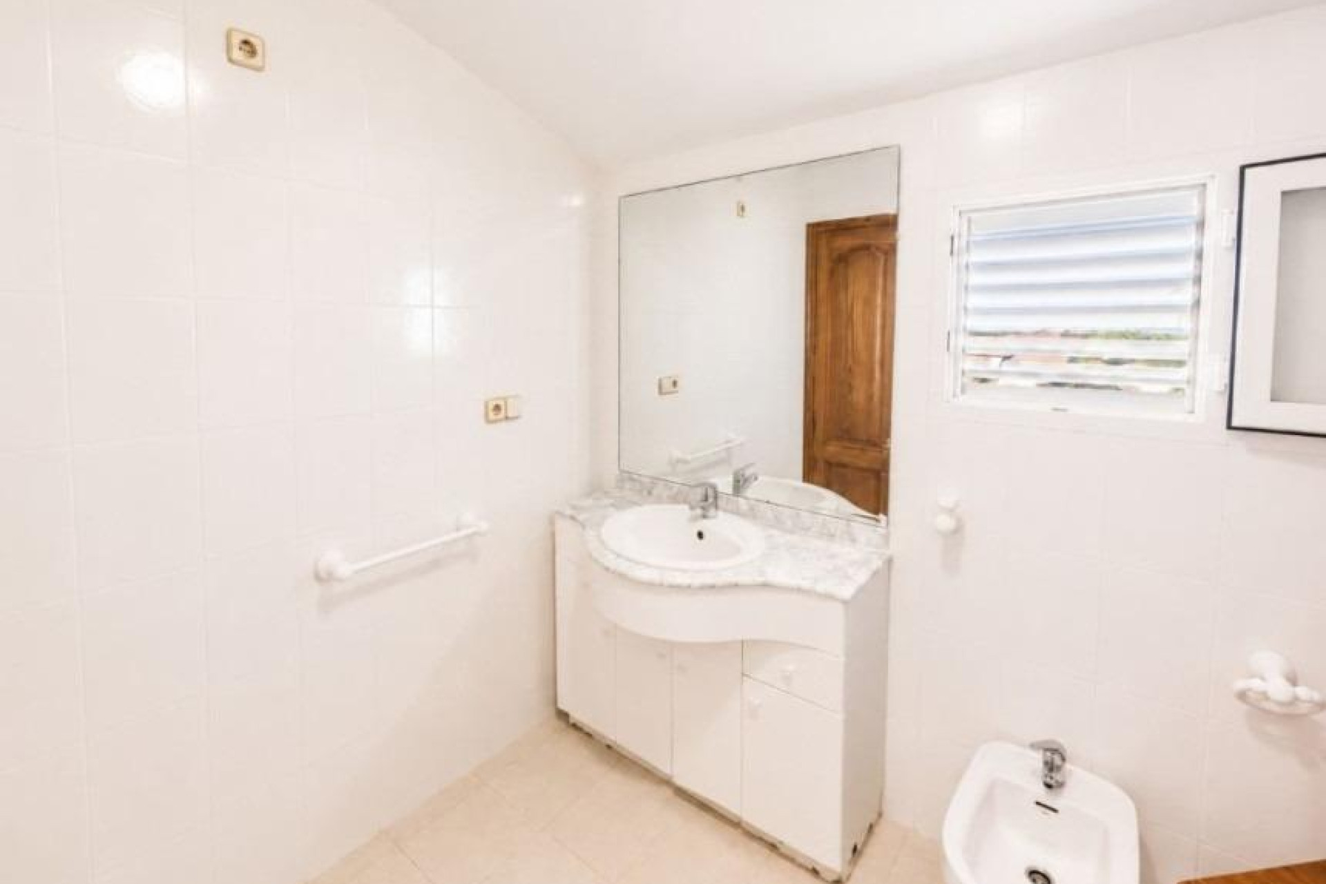 Resale - Apartment - Torrevieja - La Mata pueblo