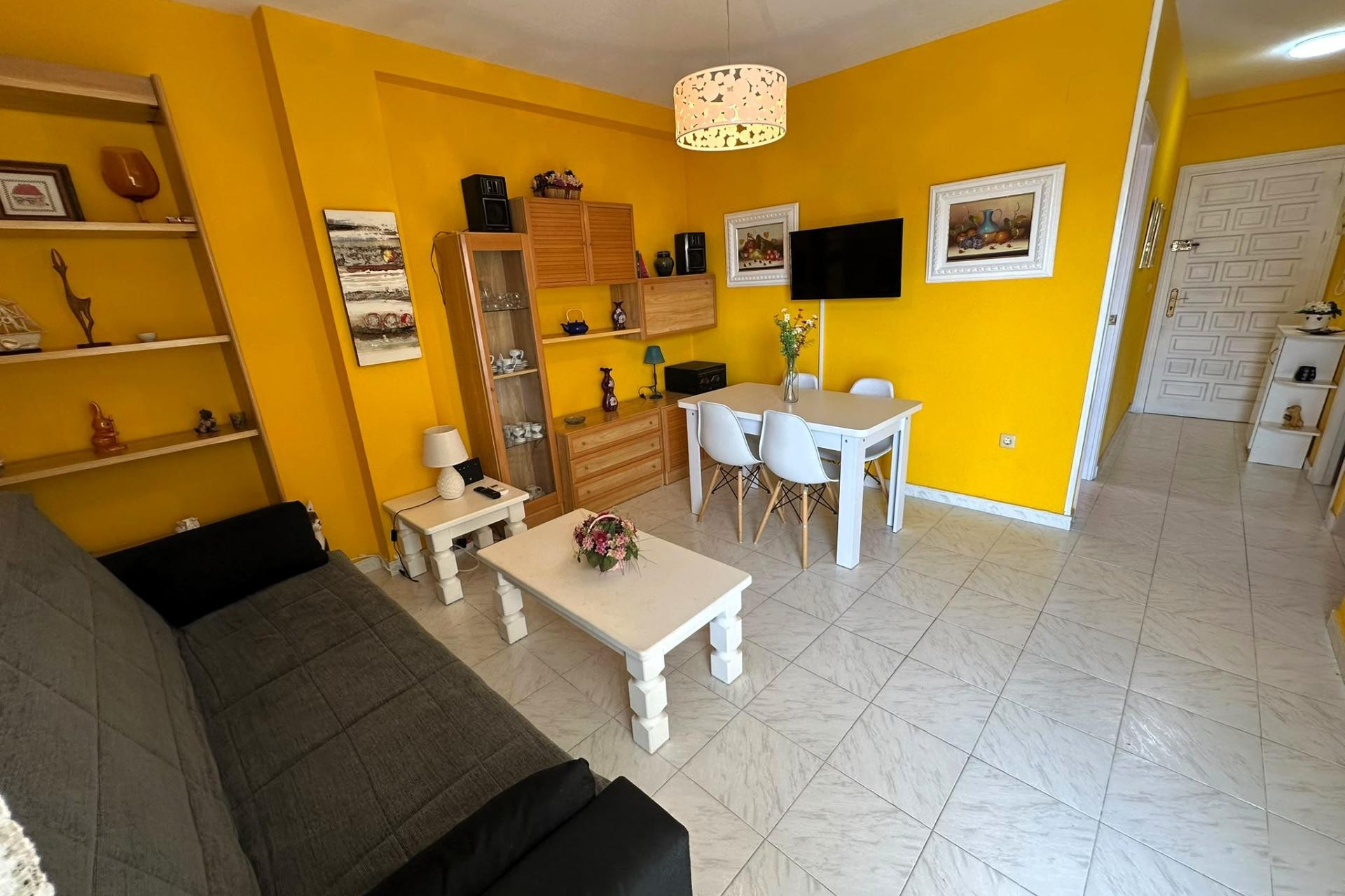 Resale - Apartment - Torrevieja - La Mata pueblo