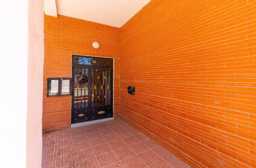 Resale - Apartment - Torrevieja - La Mata pueblo