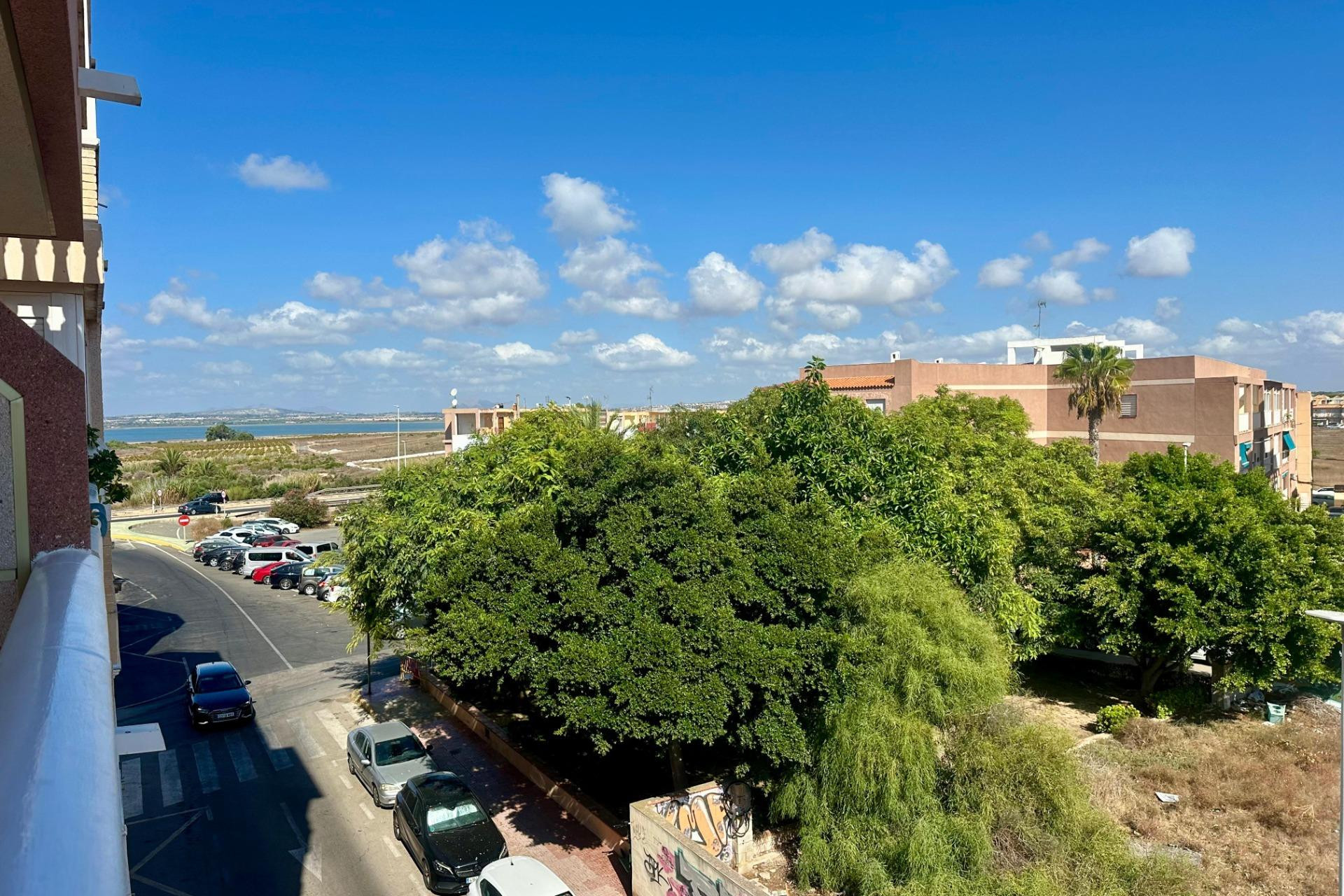Resale - Apartment - Torrevieja - La Mata pueblo