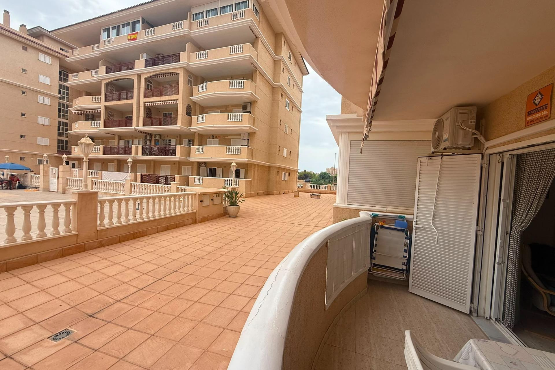 Resale - Apartment - Torrevieja - La Mata pueblo