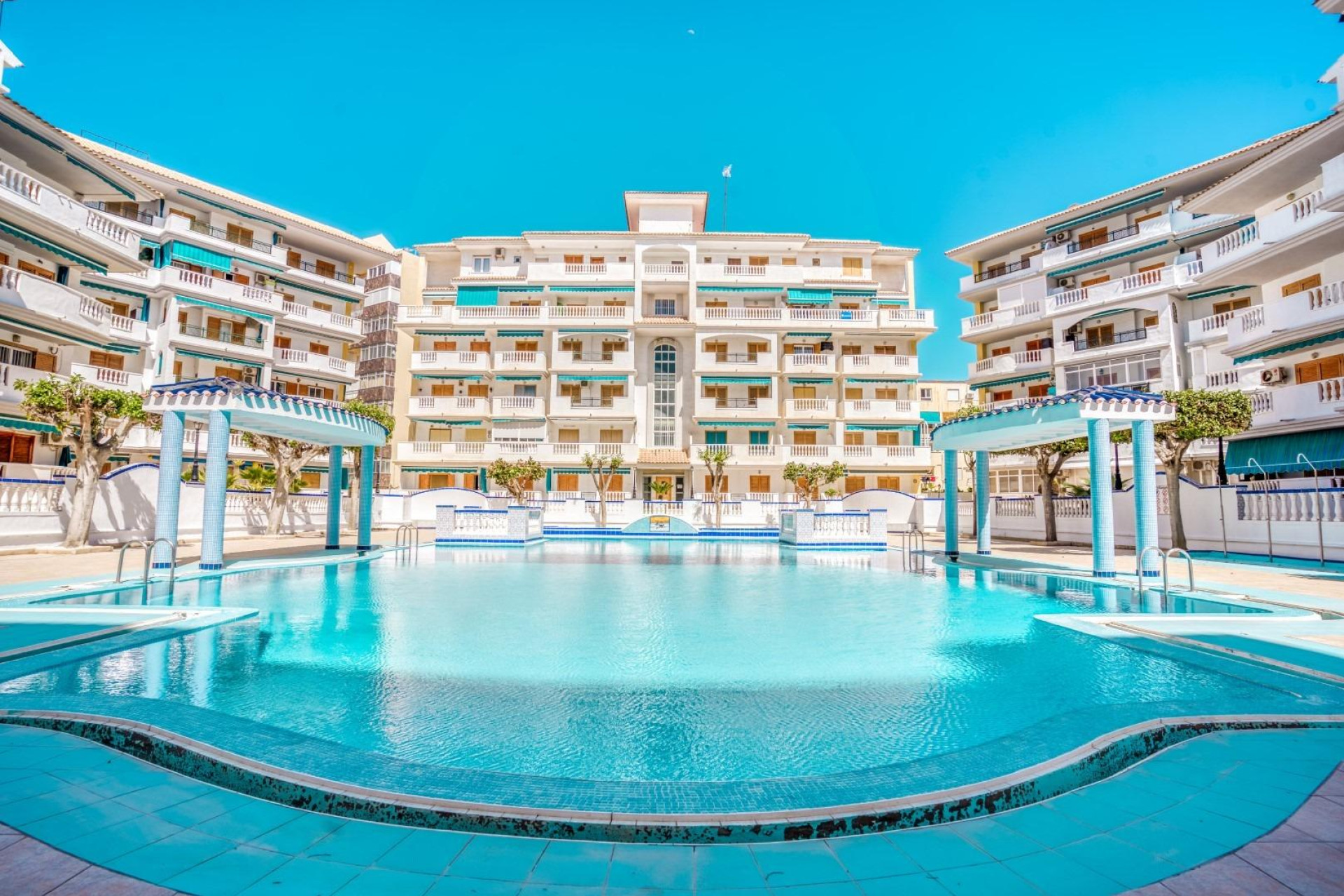 Resale - Apartment - Torrevieja - La Mata