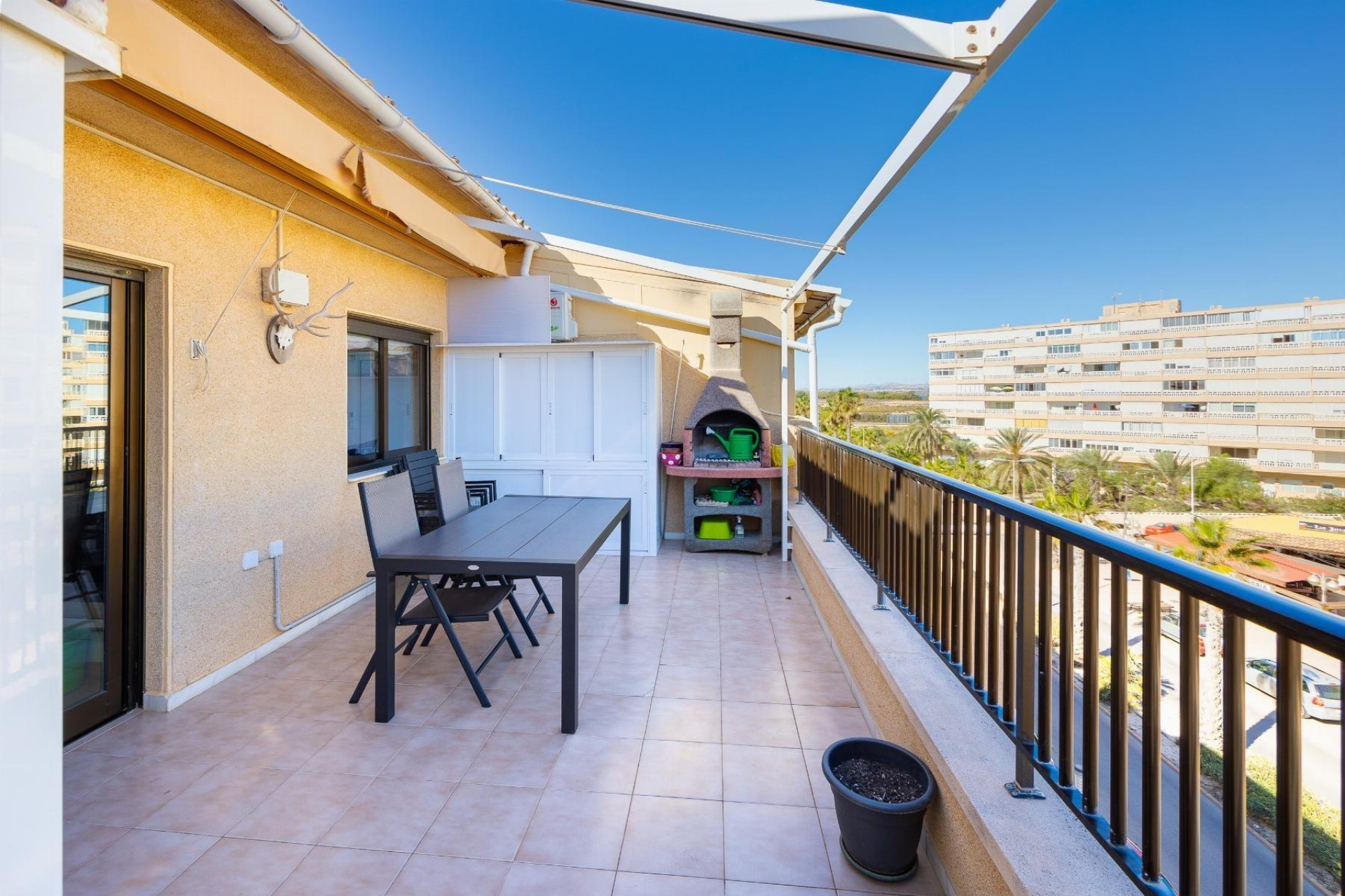 Resale - Apartment - Torrevieja - La Mata