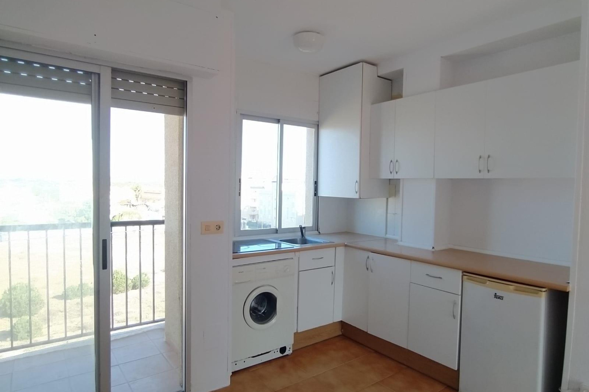 Resale - Apartment - Torrevieja - La Mata