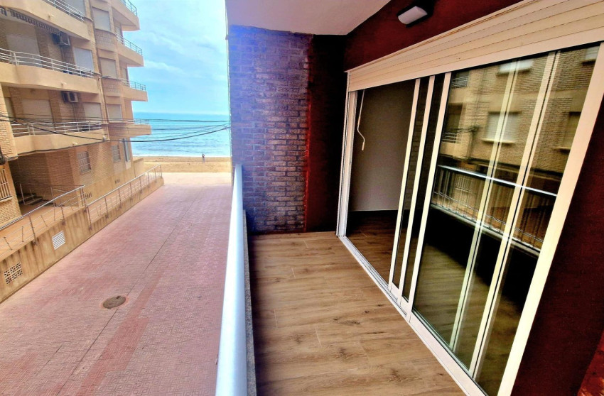 Resale - Apartment - Torrevieja - La Mata