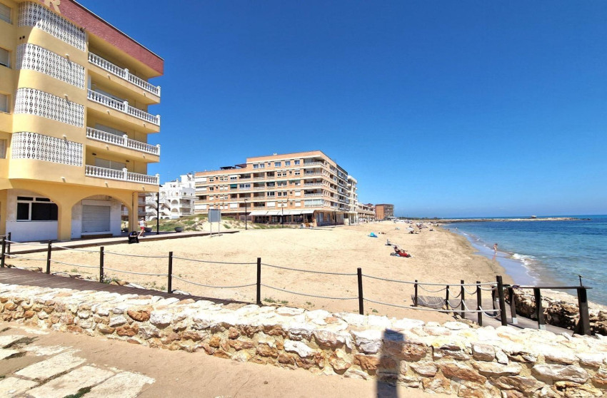 Resale - Apartment - Torrevieja - La Mata