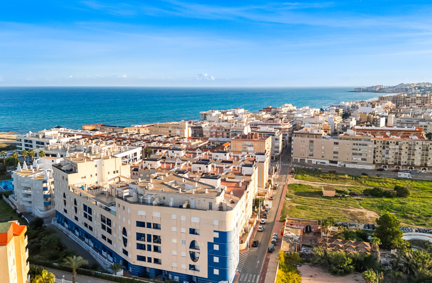 Resale - Apartment - Torrevieja - La Mata