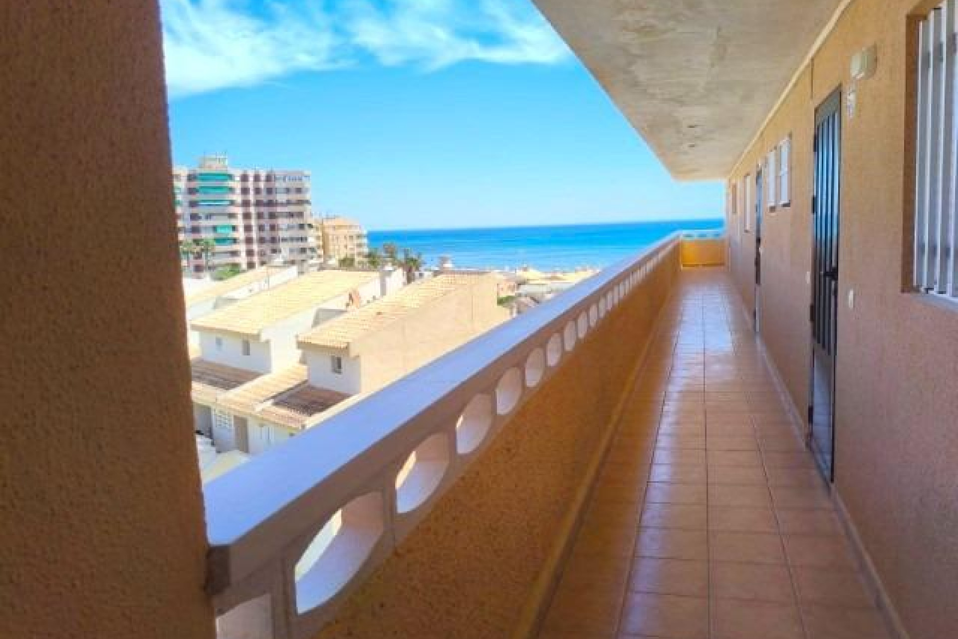 Resale - Apartment - Torrevieja - La Mata