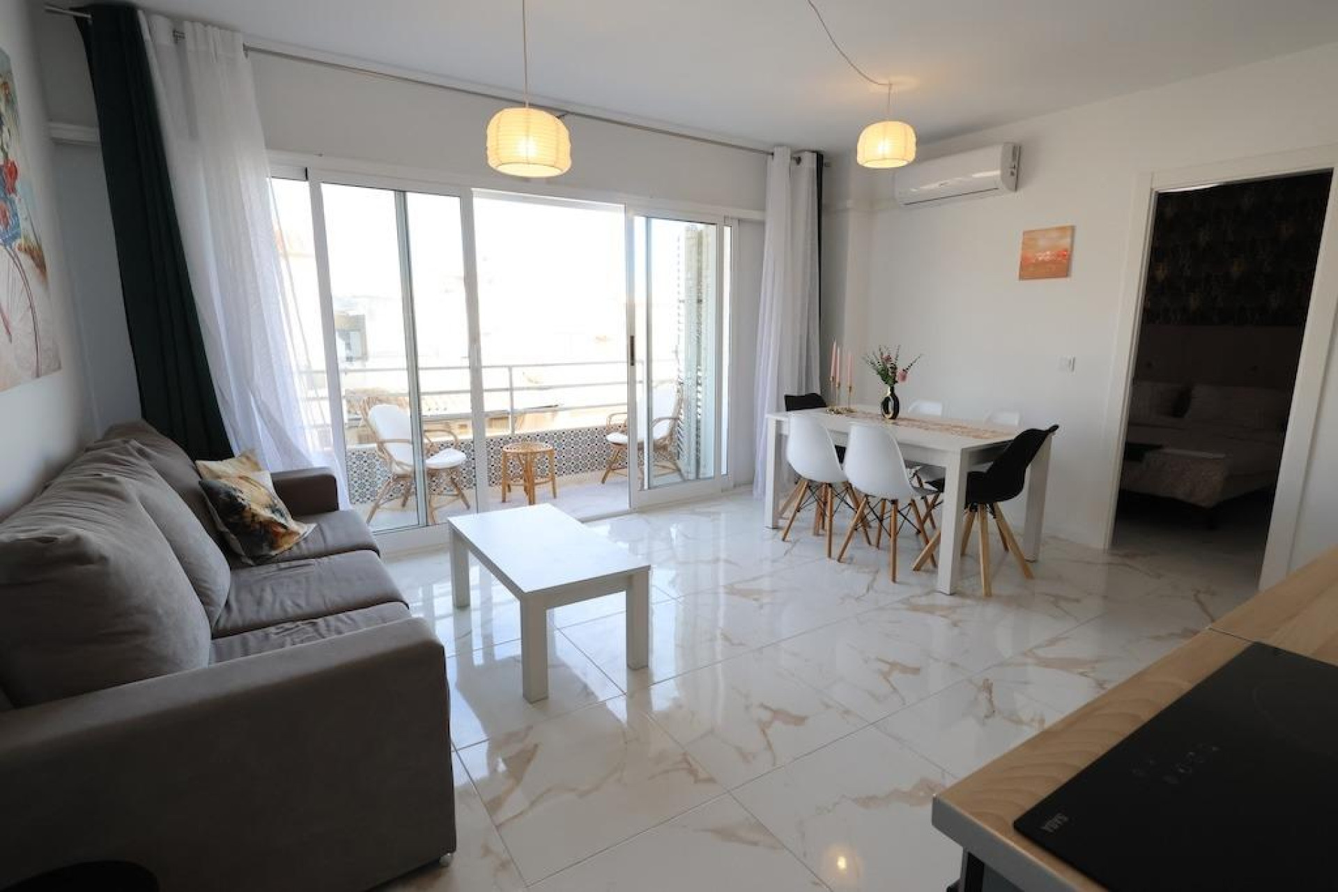 Resale - Apartment - Torrevieja - La Mata