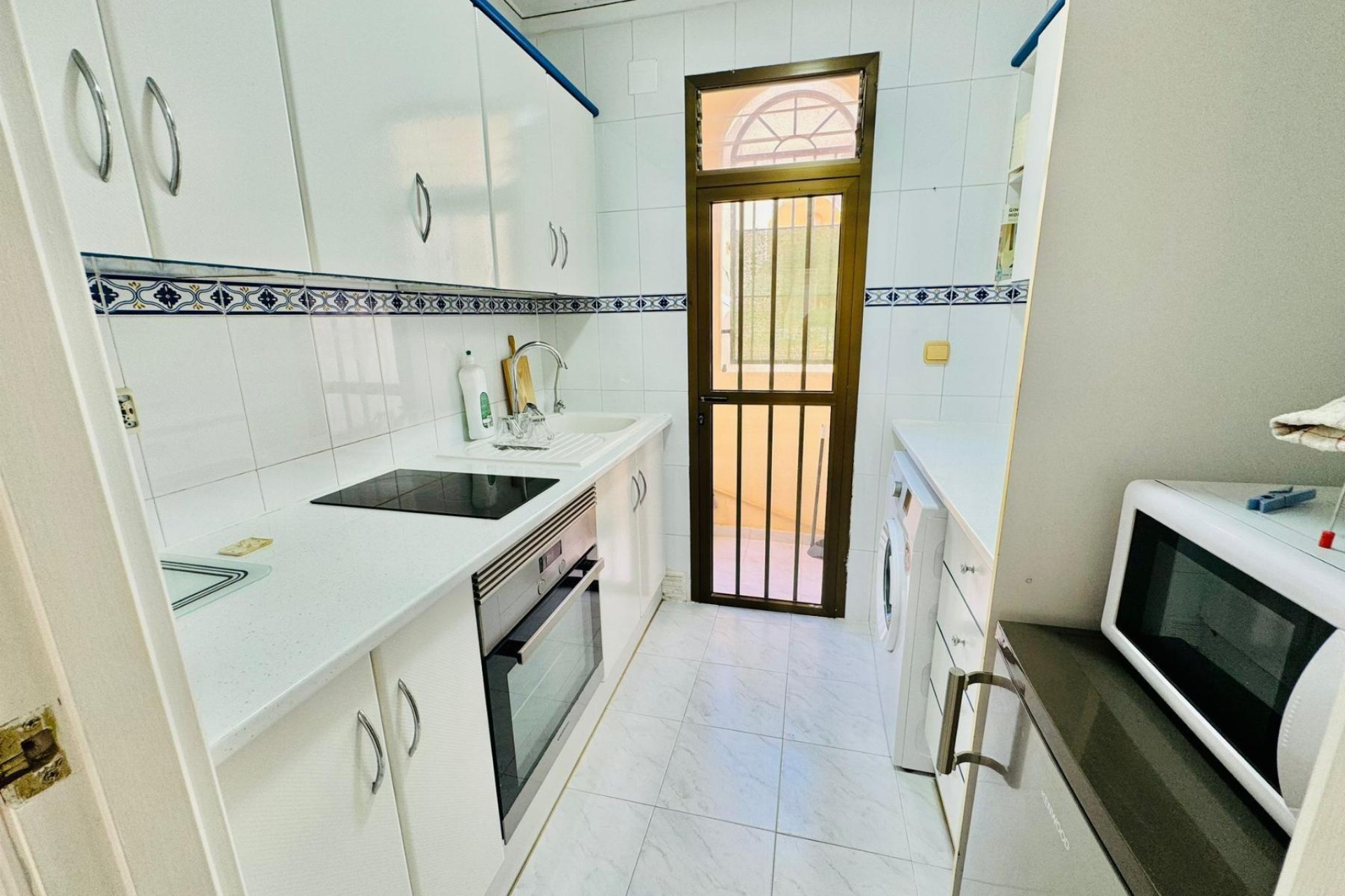 Resale - Apartment - Torrevieja - La veleta