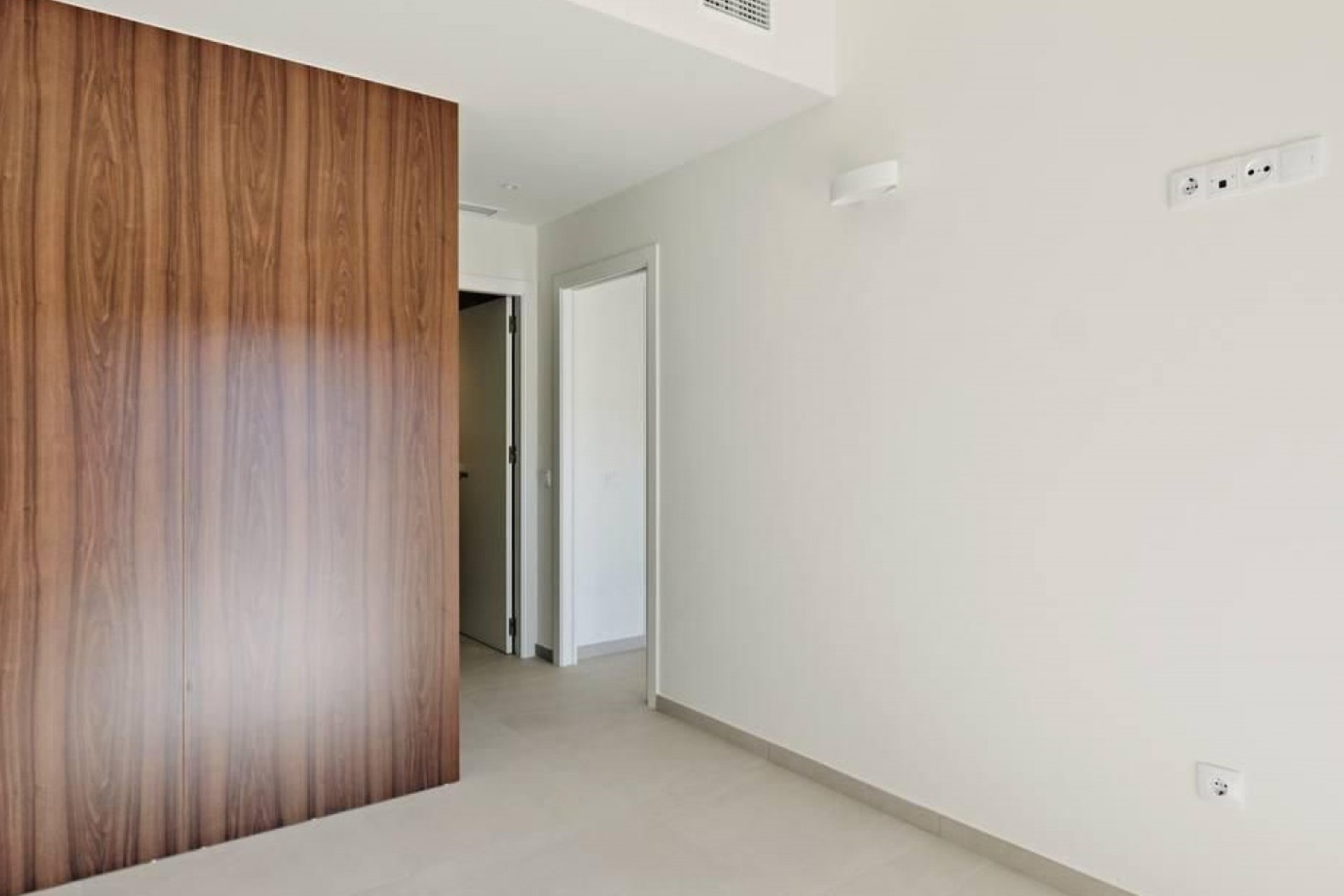 Resale - Apartment - Torrevieja - La Veleta