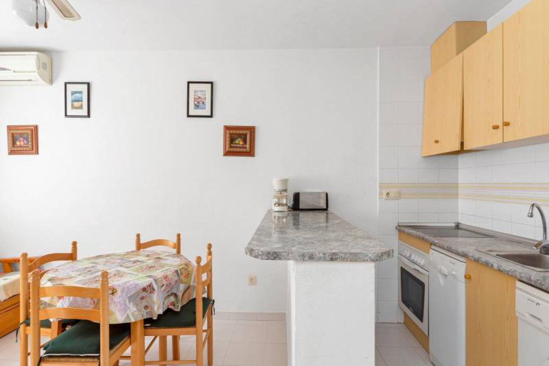 Resale - Apartment - Torrevieja - Lago jardin