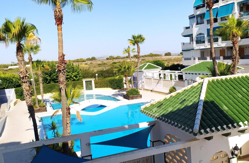 Resale - Apartment - Torrevieja - Los Europeos