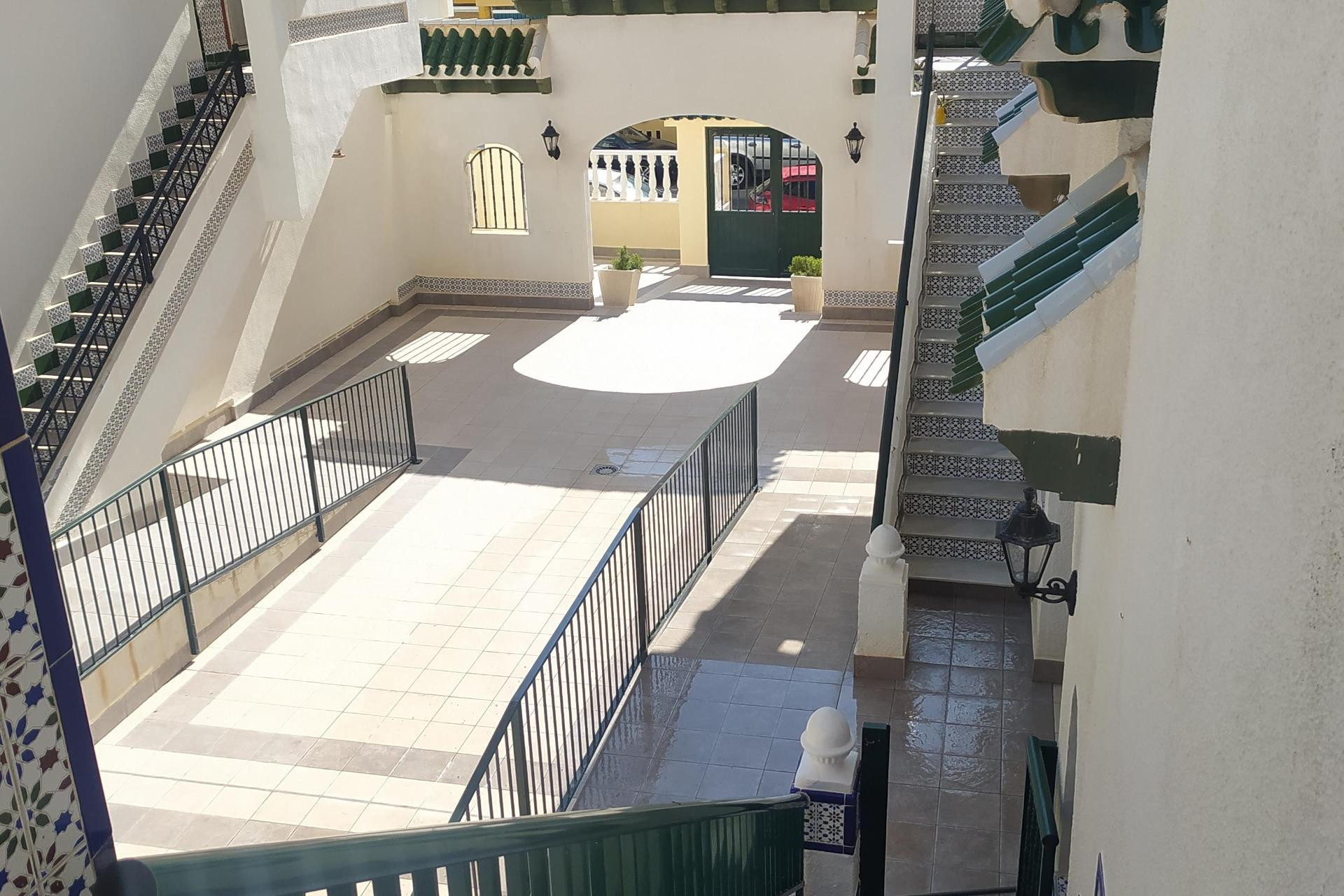 Resale - Apartment - Torrevieja - Los Europeos