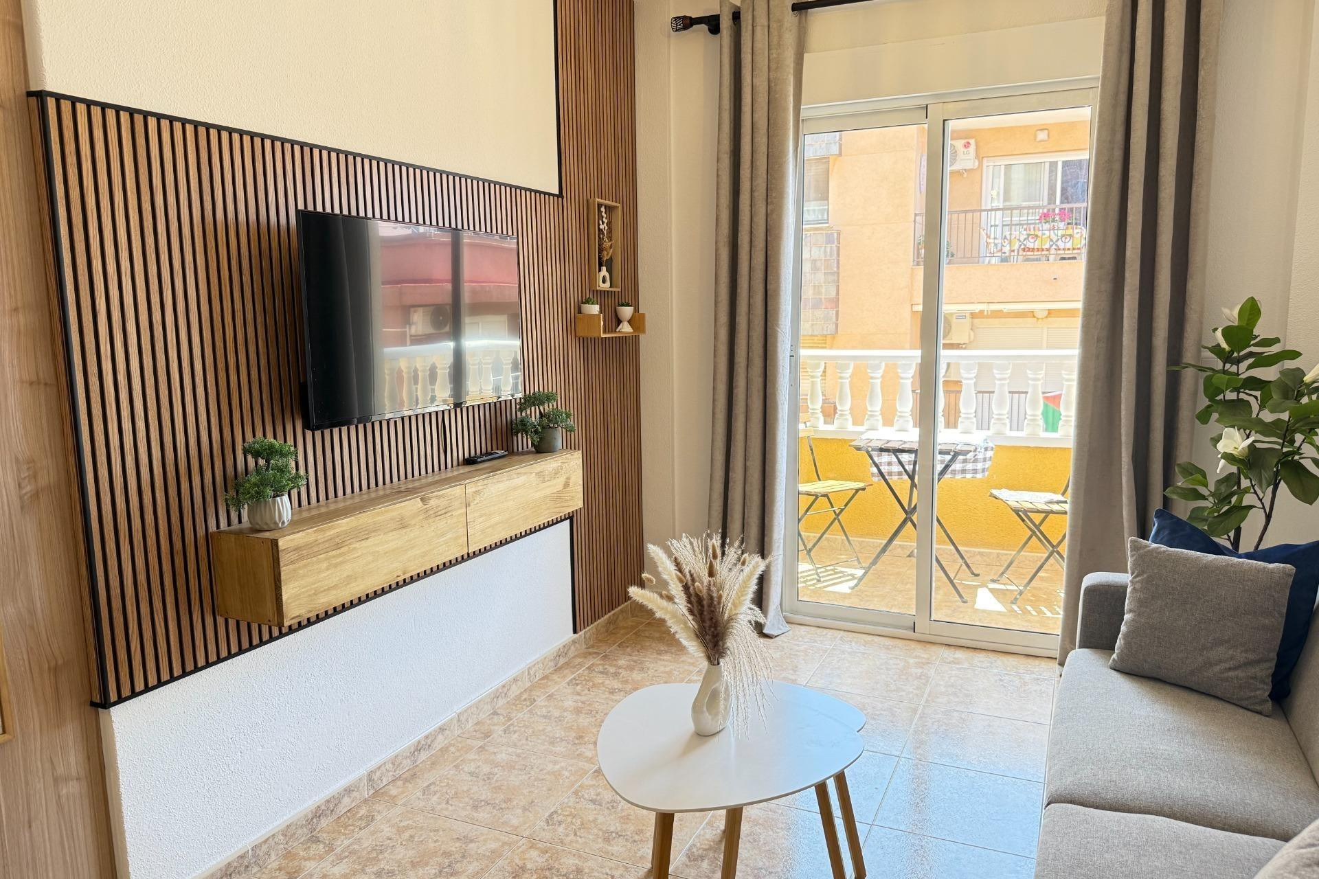 Resale - Apartment - Torrevieja - Los Europeos