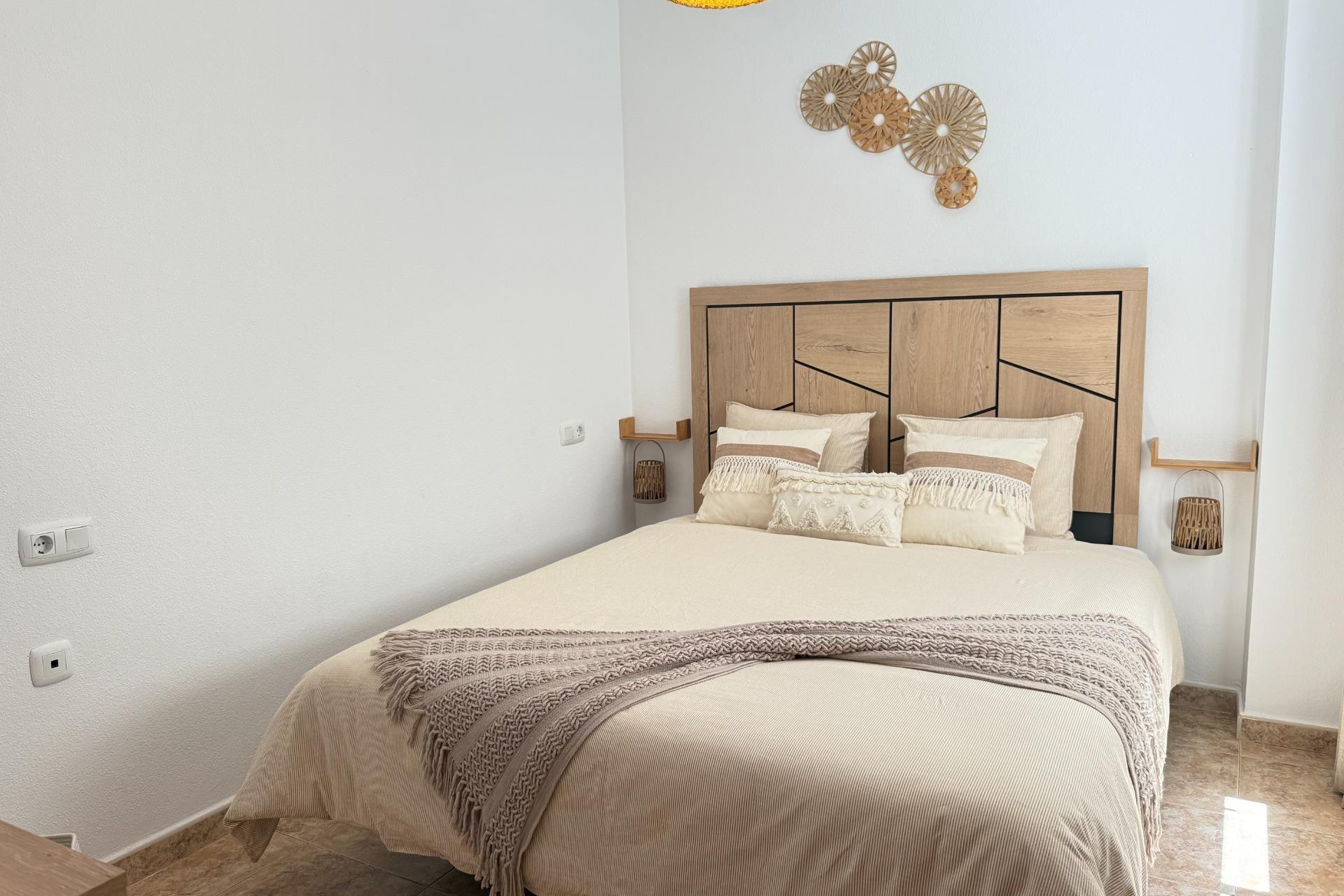 Resale - Apartment - Torrevieja - Los Europeos