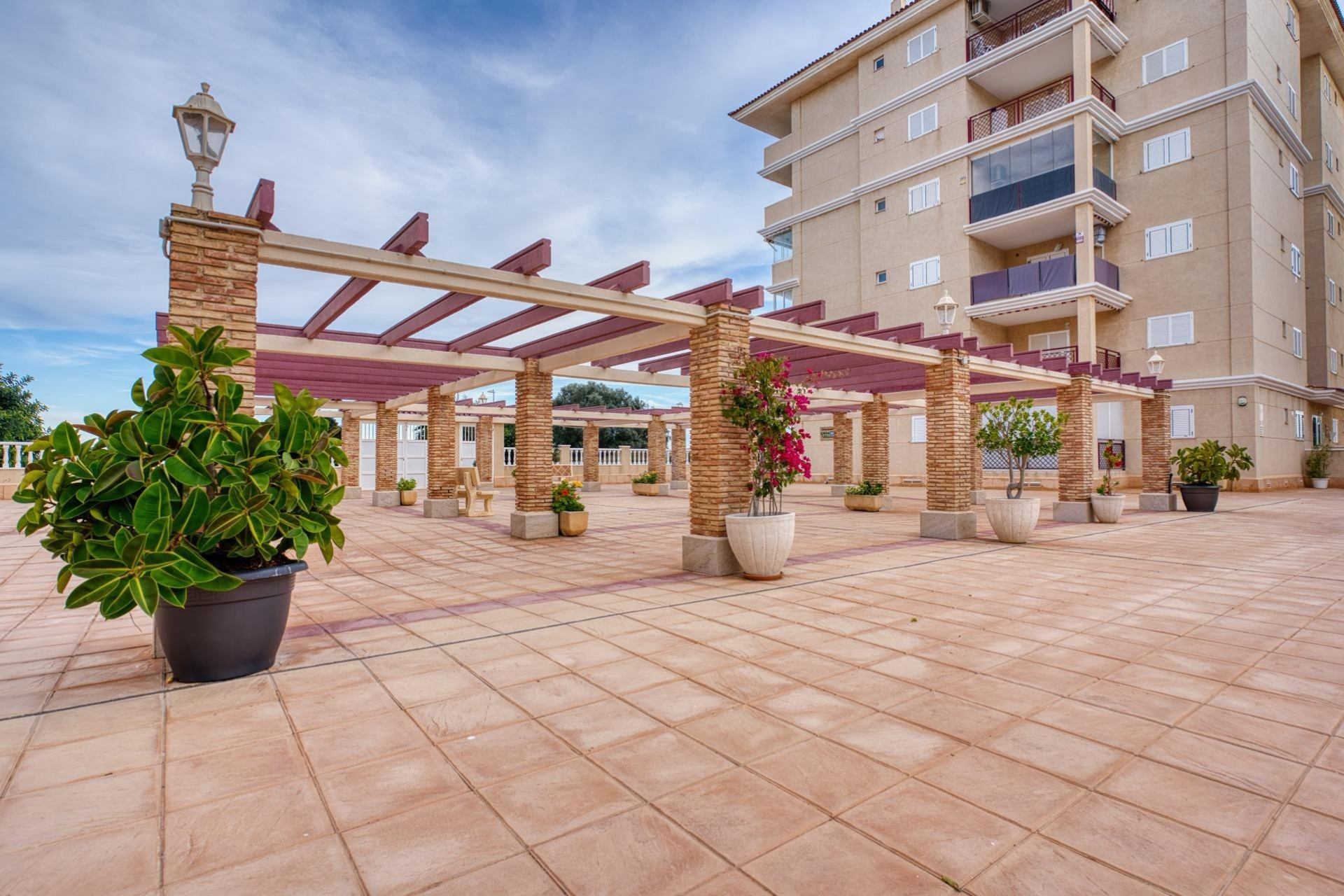 Resale - Apartment - Torrevieja - Los Europeos