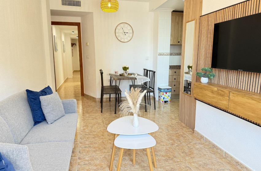 Resale - Apartment - Torrevieja - Los Europeos