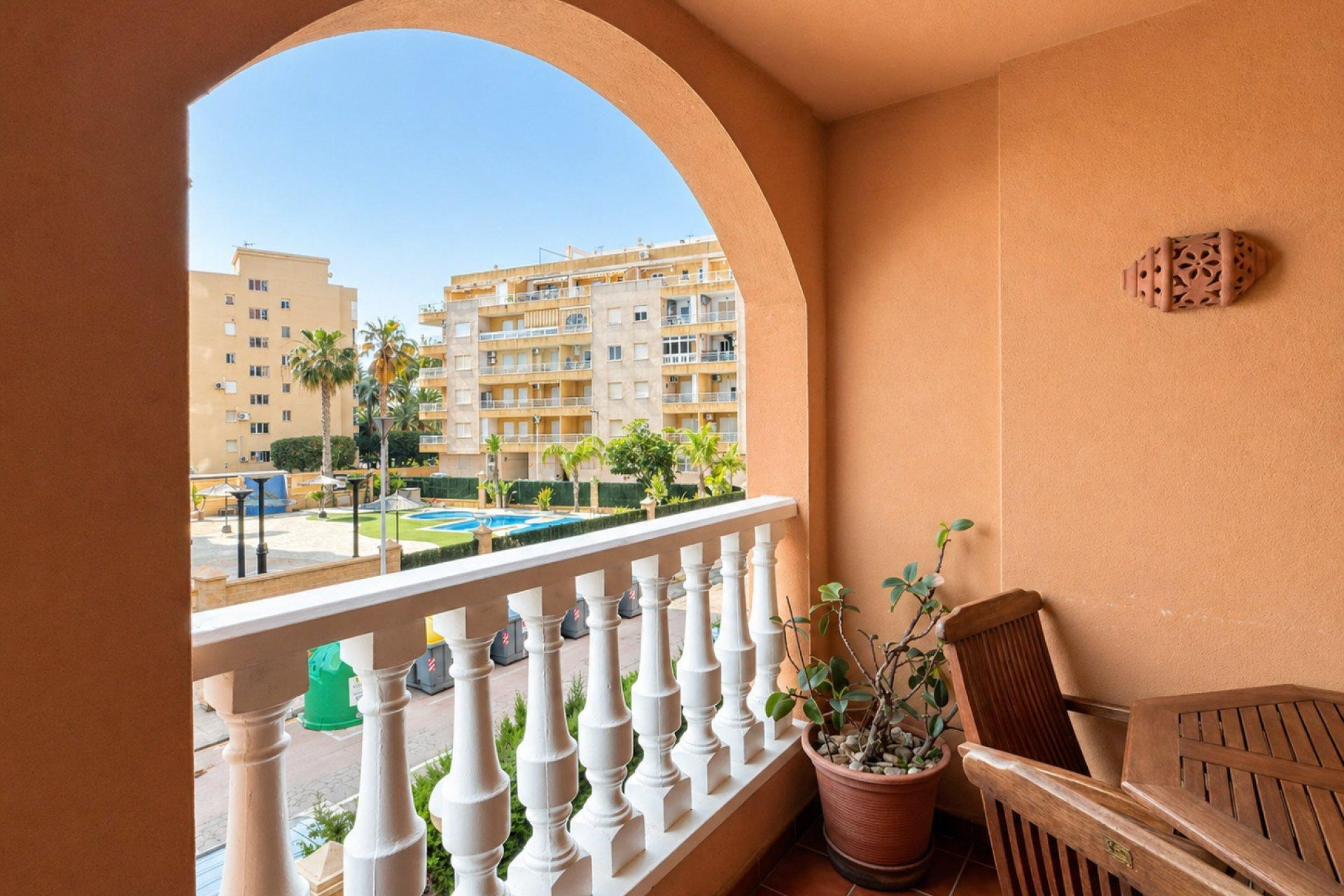 Resale - Apartment - Torrevieja - Los Frutales