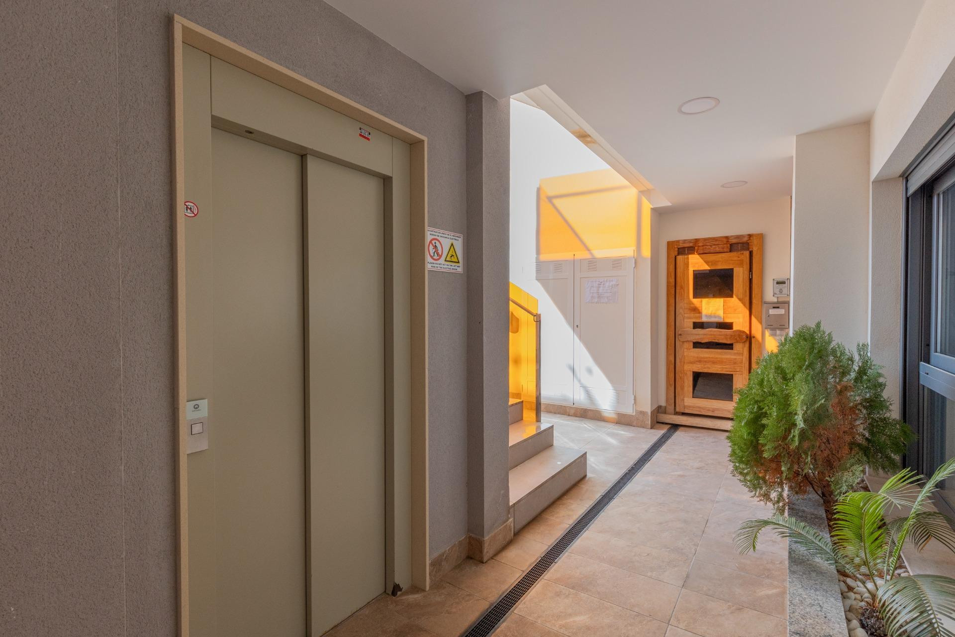 Resale - Apartment - Torrevieja - Los Frutales