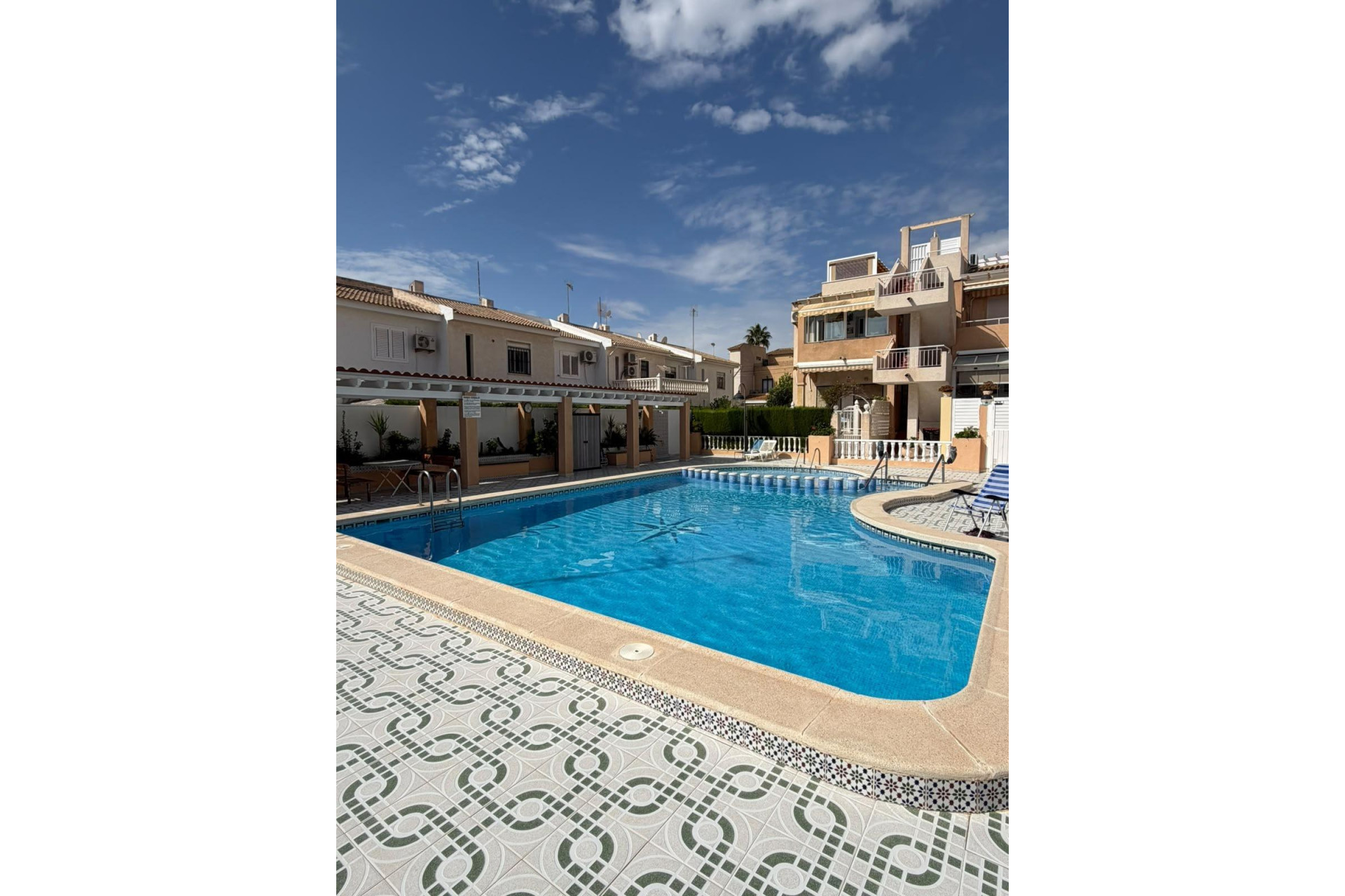 Resale - Apartment - Torrevieja - Los Frutales