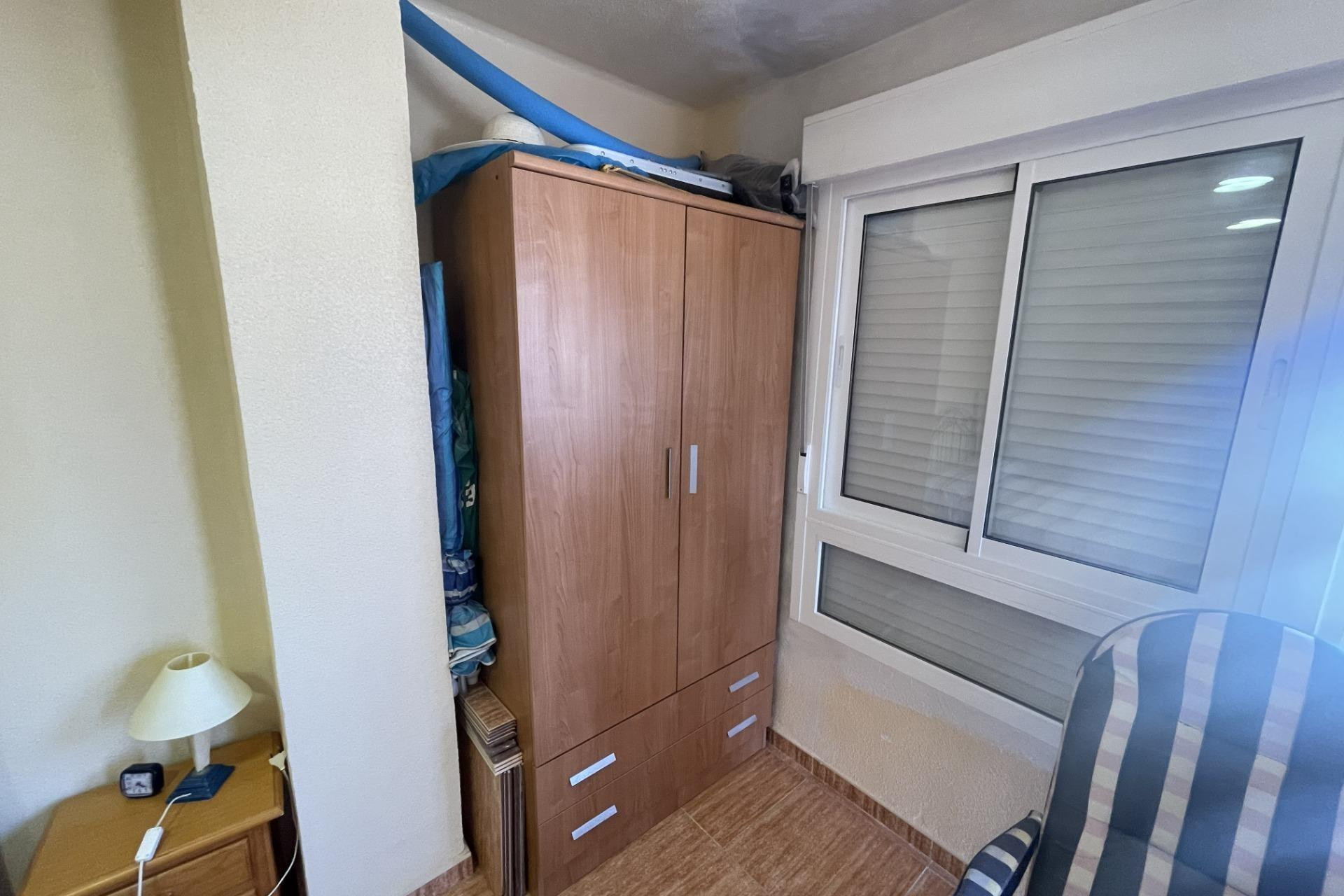Resale - Apartment - Torrevieja - Miramar - Torre del Moro