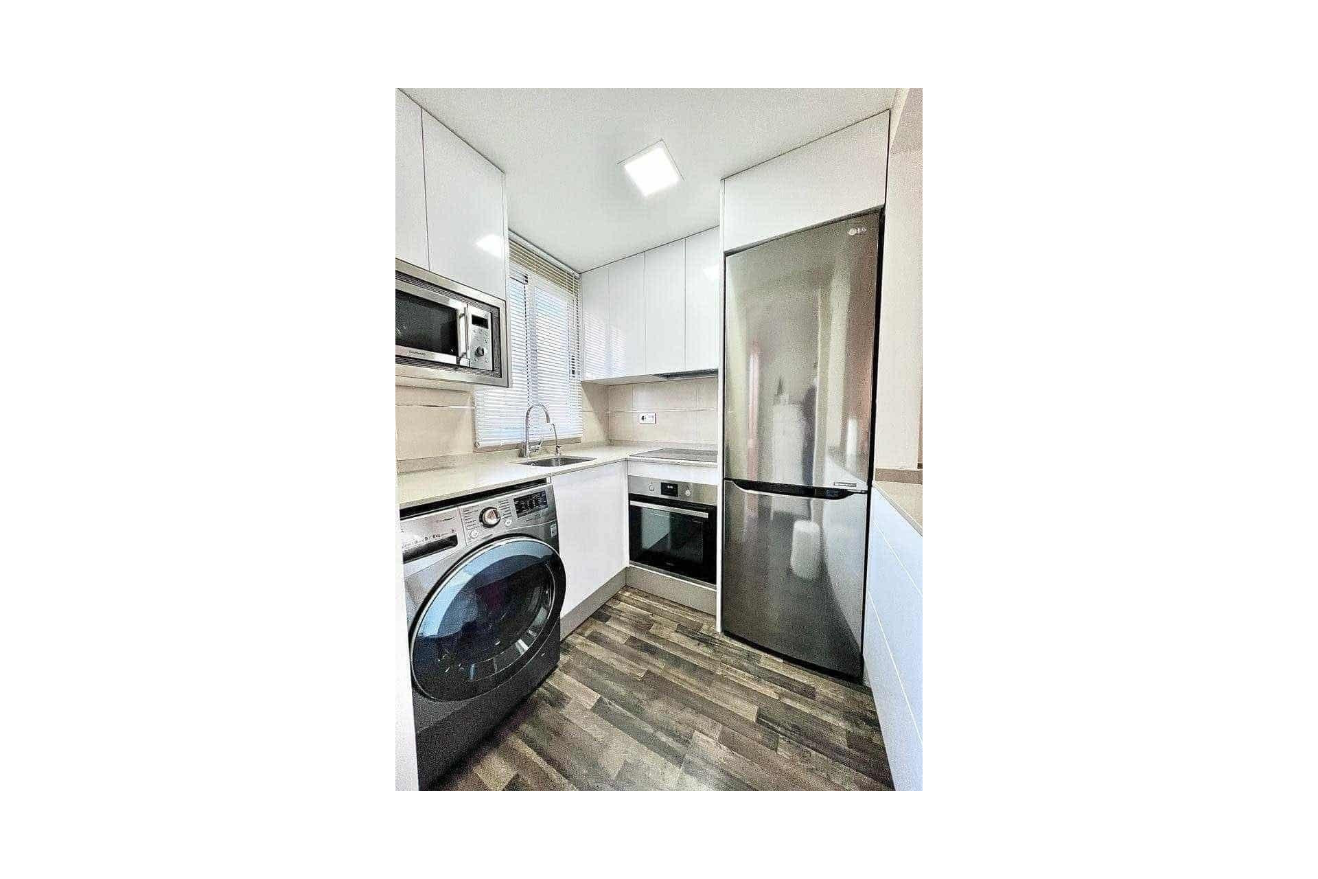 Resale - Apartment - Torrevieja - Nueva Torrevieja