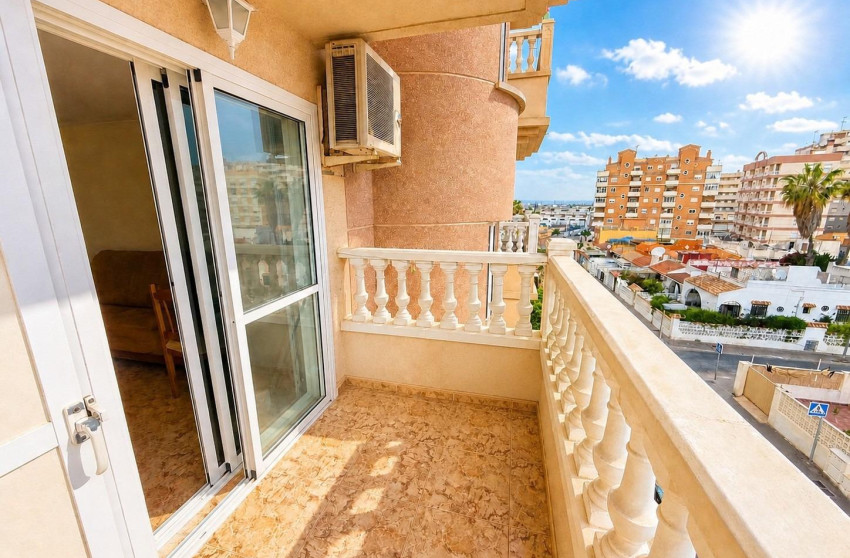 Resale - Apartment - Torrevieja - Nueva Torrevieja