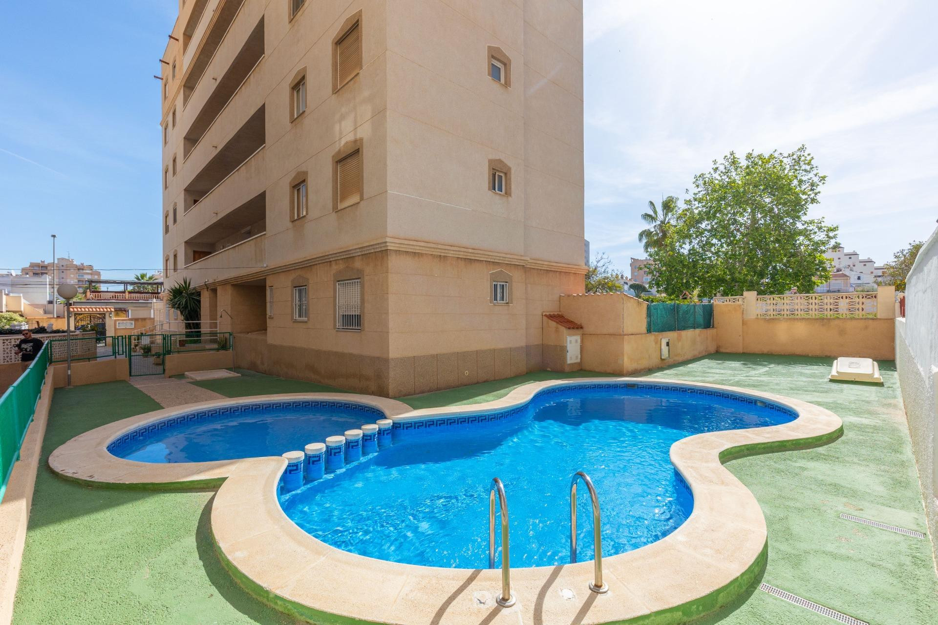 Resale - Apartment - Torrevieja - Nueva Torrevieja
