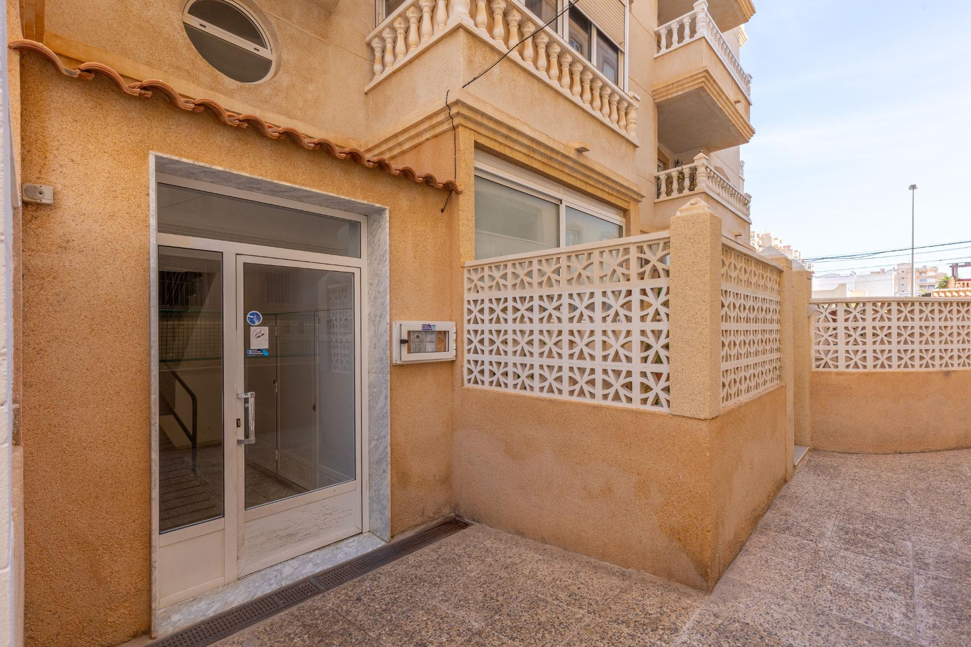 Resale - Apartment - Torrevieja - Nueva Torrevieja