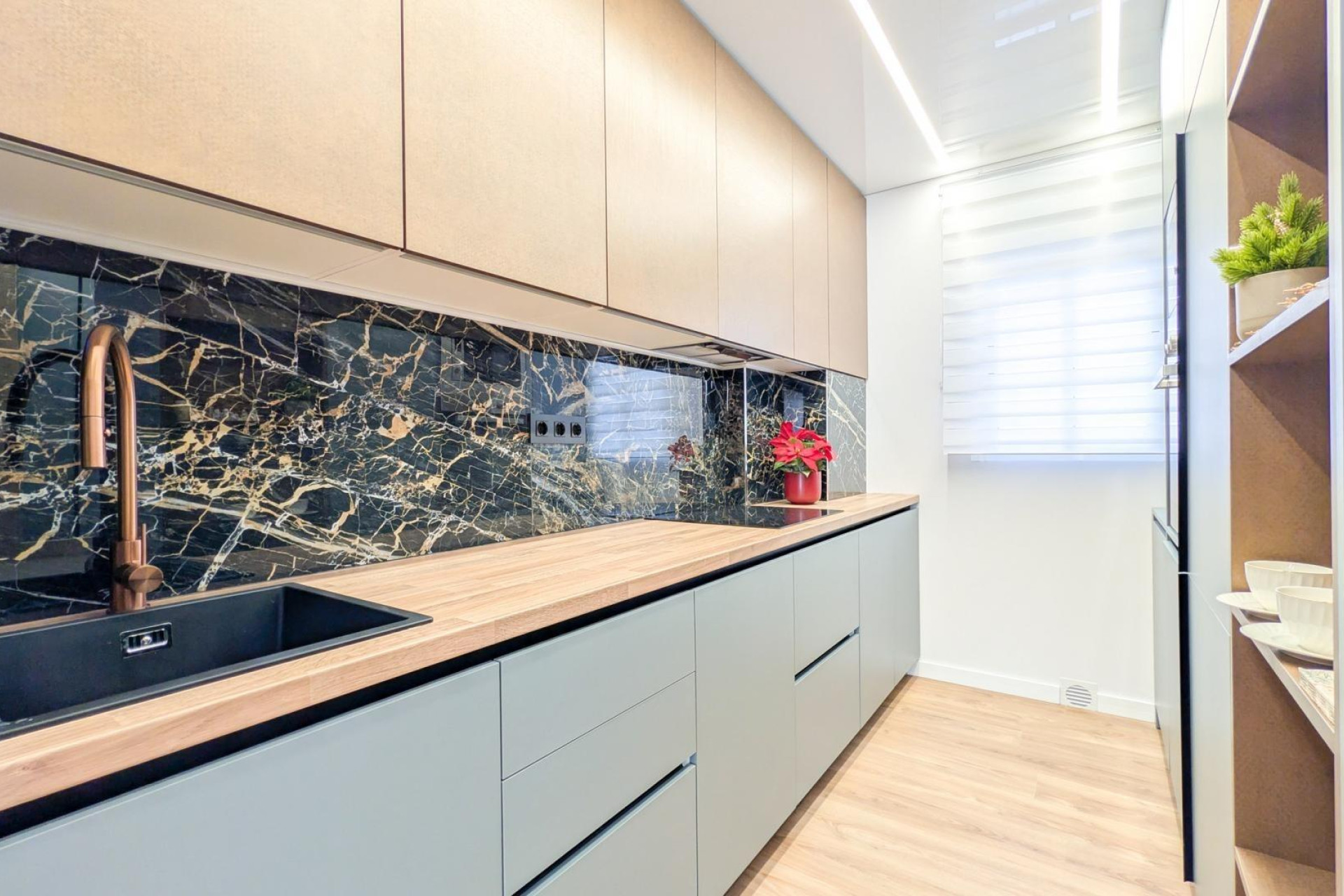 Resale - Apartment - Torrevieja - Parque de las Naciones