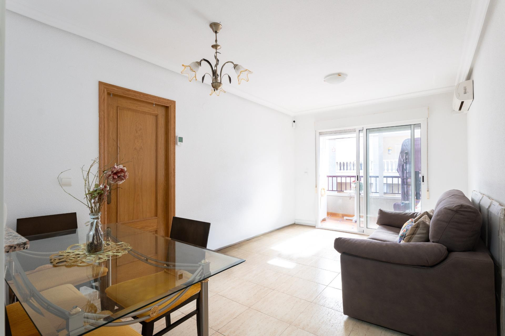 Resale - Apartment - Torrevieja - Parque de las Naciones