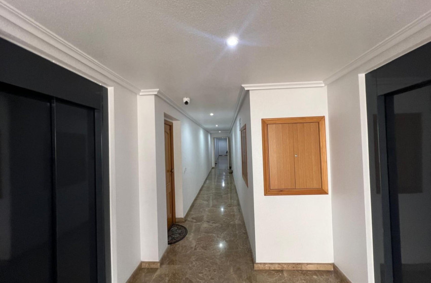 Resale - Apartment - Torrevieja - Parque de las Naciones