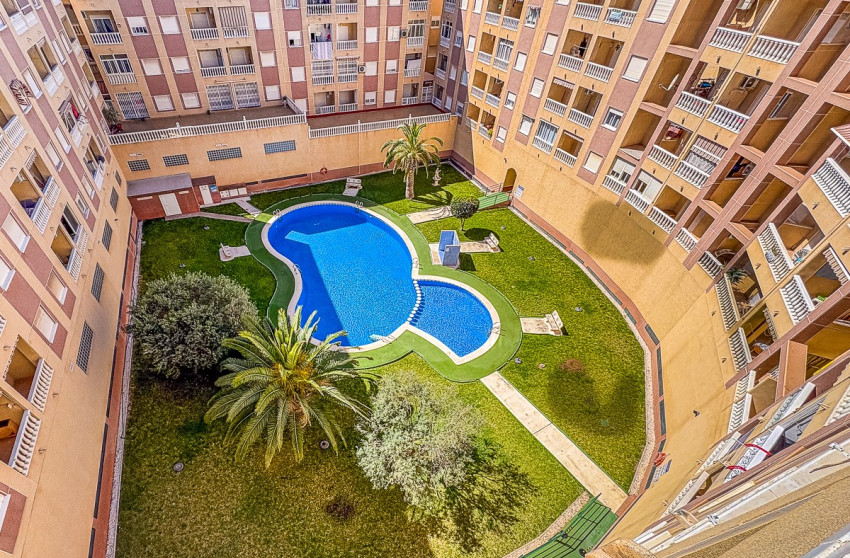 Resale - Apartment - Torrevieja - Parque de las Naciones