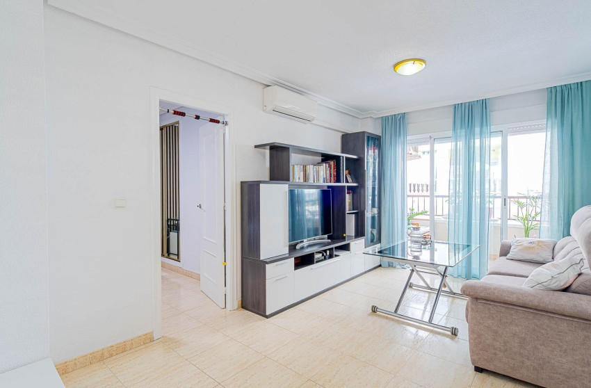Resale - Apartment - Torrevieja - Parque de las Naciones