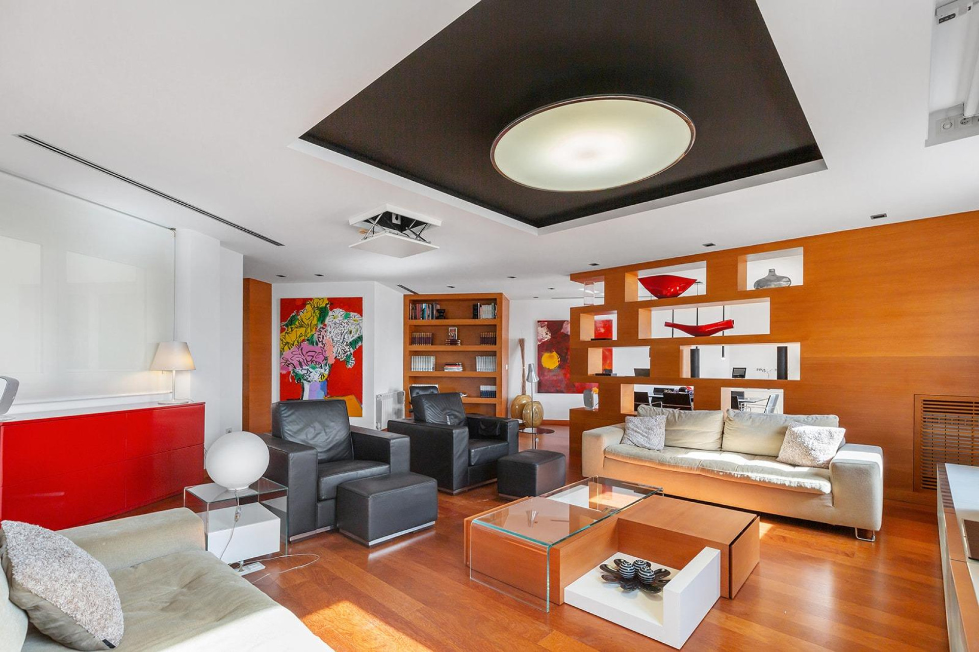 Resale - Apartment - Torrevieja - Paseo maritimo