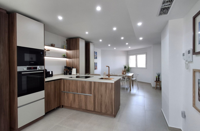 Resale - Apartment - Torrevieja - Playa Acequion