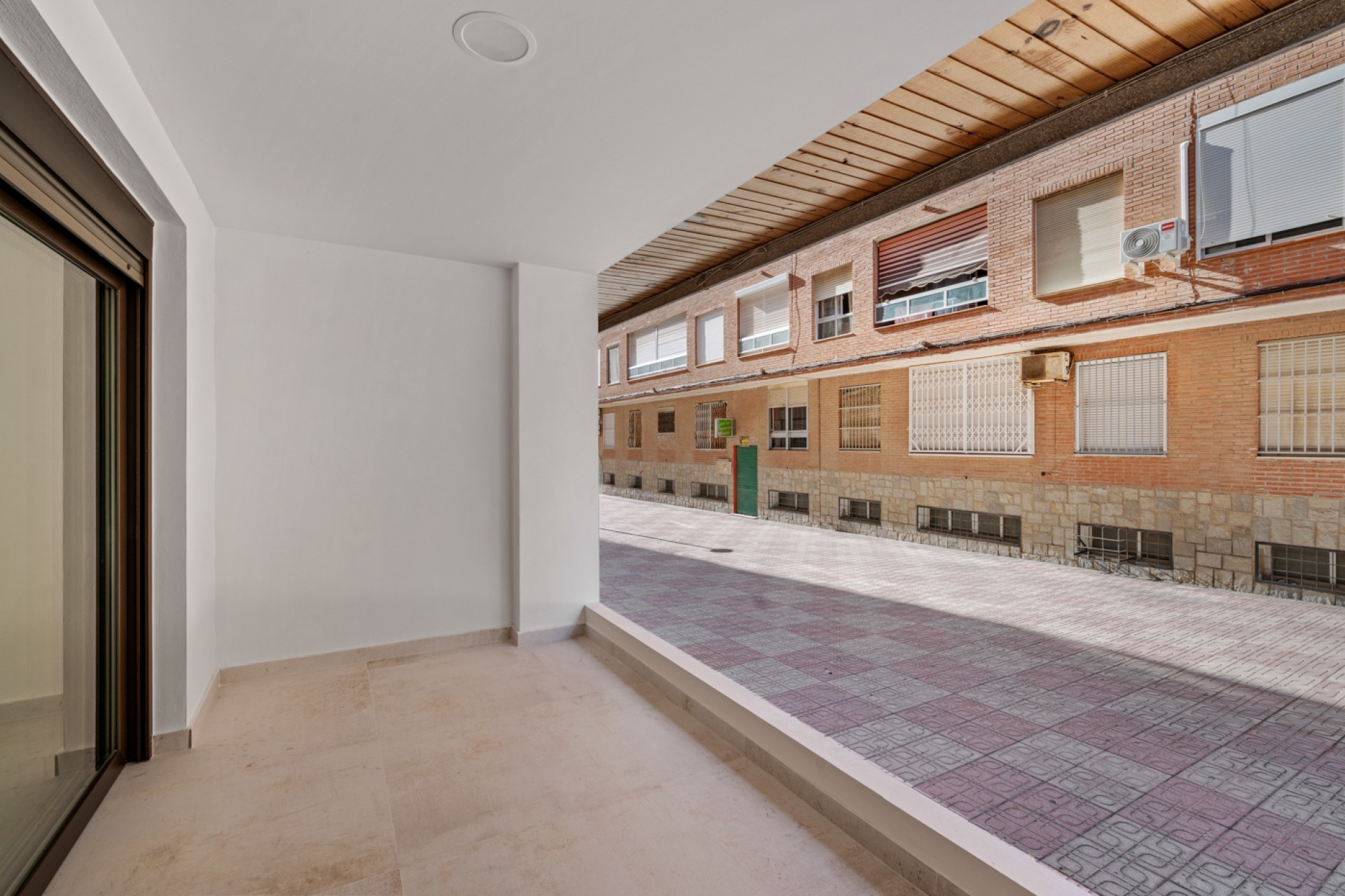 Resale - Apartment - Torrevieja - Playa Acequion