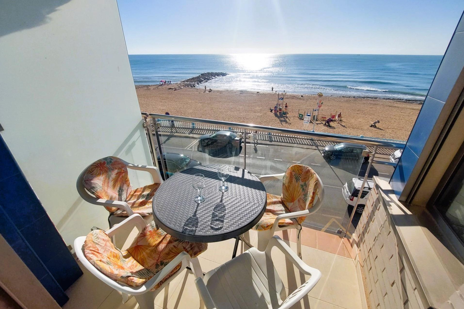 Resale - Apartment - Torrevieja - Playa de los locos