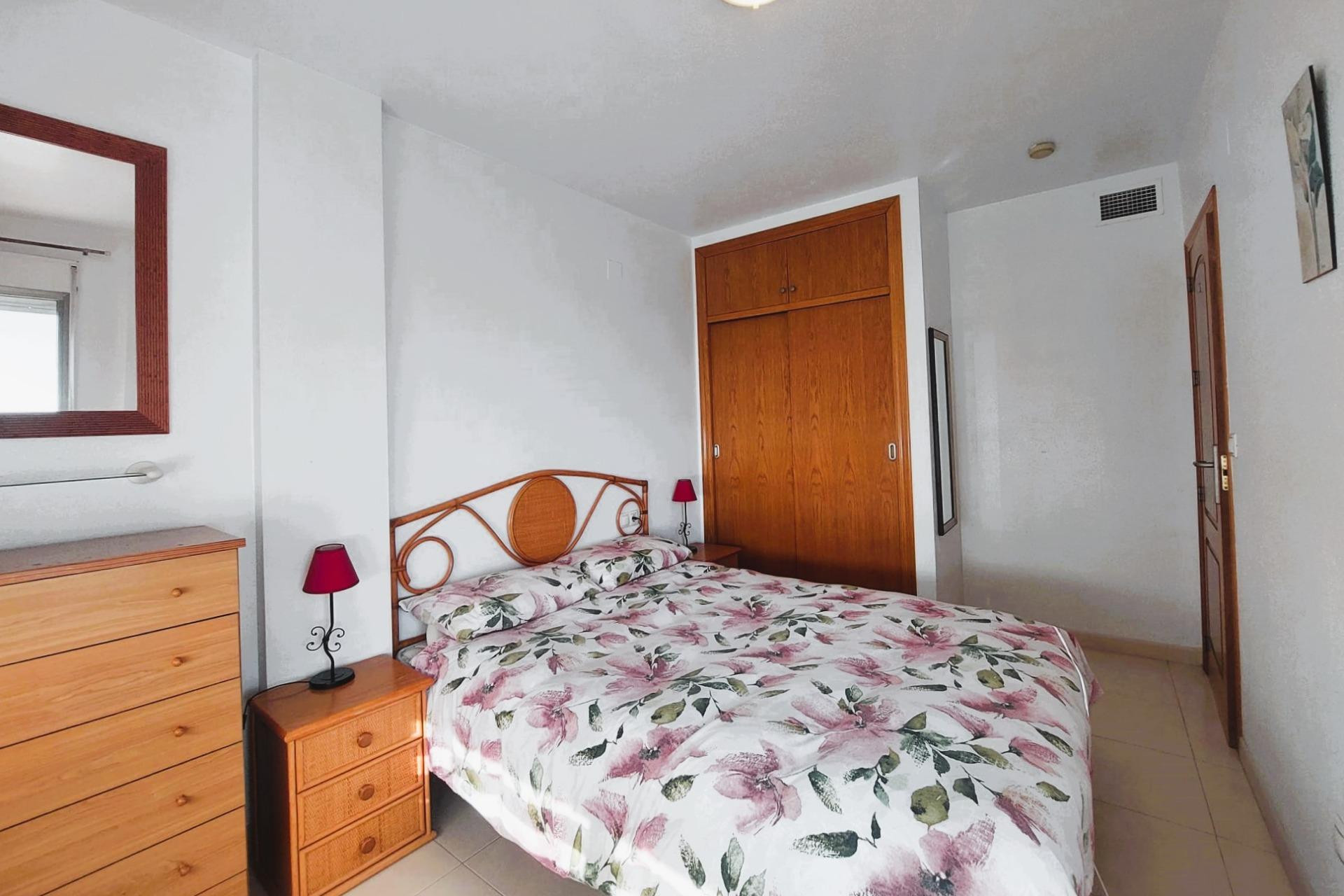 Resale - Apartment - Torrevieja - Playa de los locos